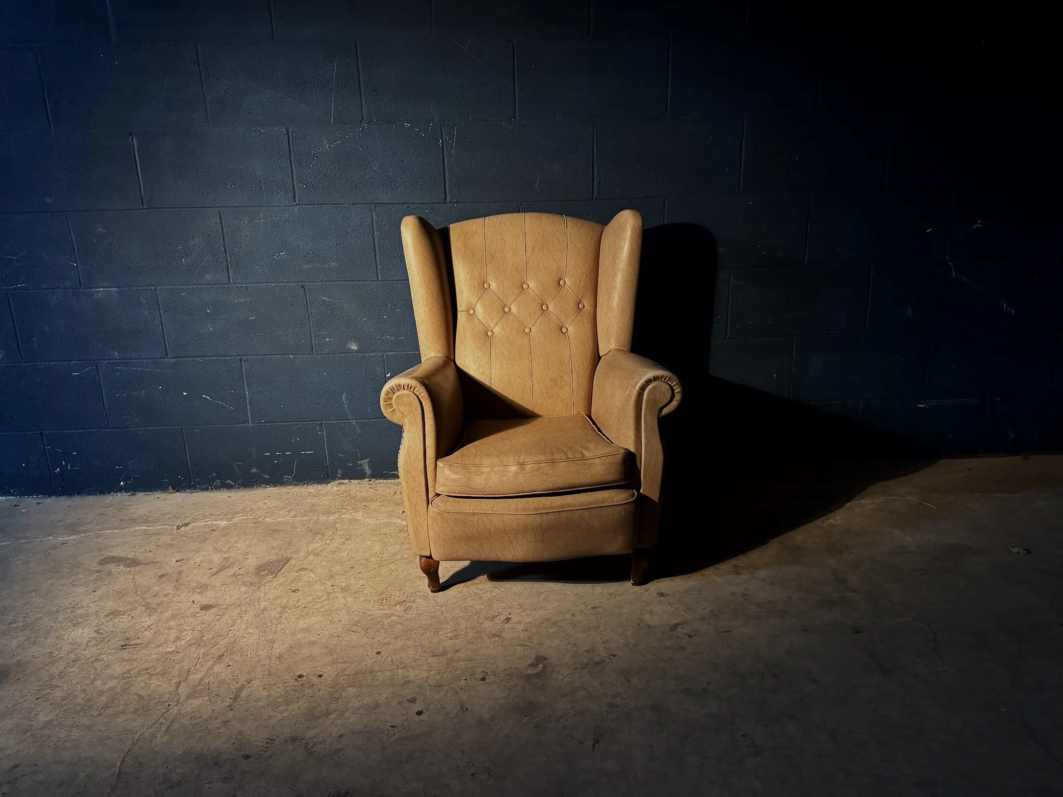 Poltrona Wingback Vintage in Pelle Ambra