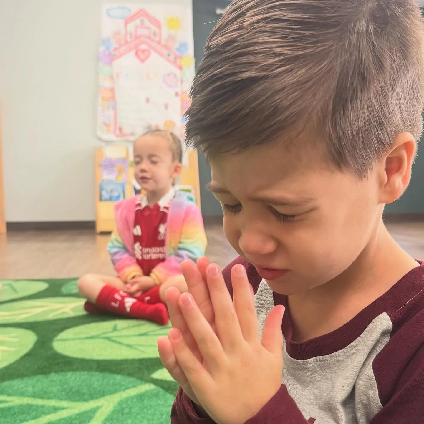 Our morning prayer!

&iexcl;Nuestro tiempo con Jes&uacute;s!

📸Mansfield Rd