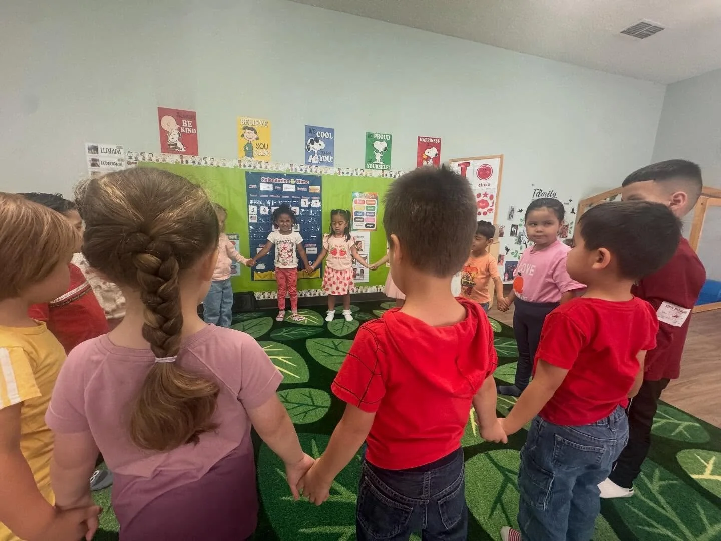 Our morning prayer!

&iexcl;Nuestro tiempo con Jes&uacute;s!

📸Mansfield Rd