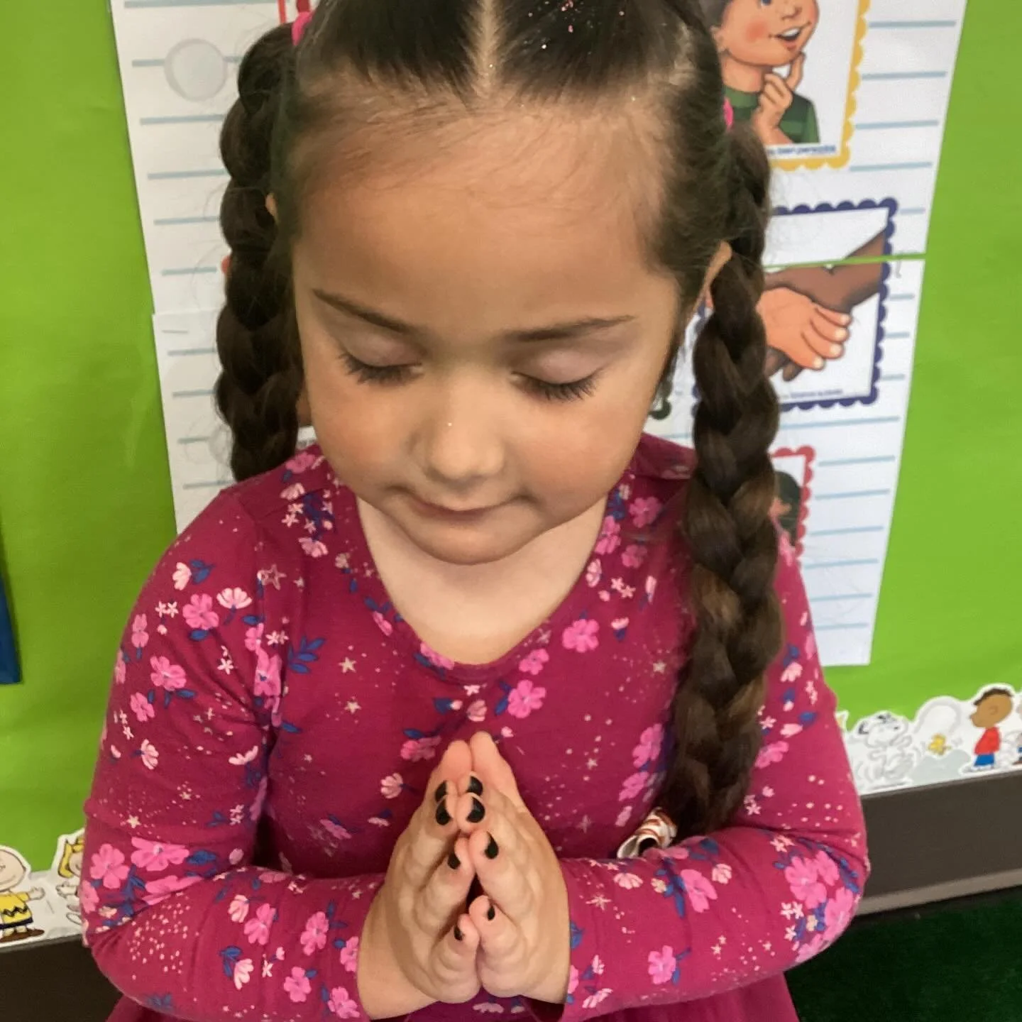 Our morning prayer!

&iexcl;Nuestro tiempo con Jes&uacute;s!

📸Mansfield Rd