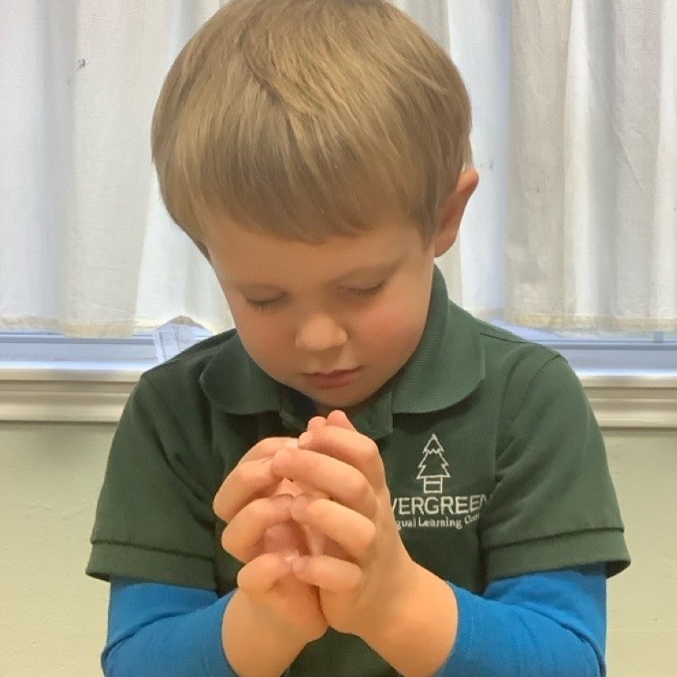 Our morning prayer!

&iexcl;Nuestro tiempo con Jes&uacute;s!

📸Lamar blvd