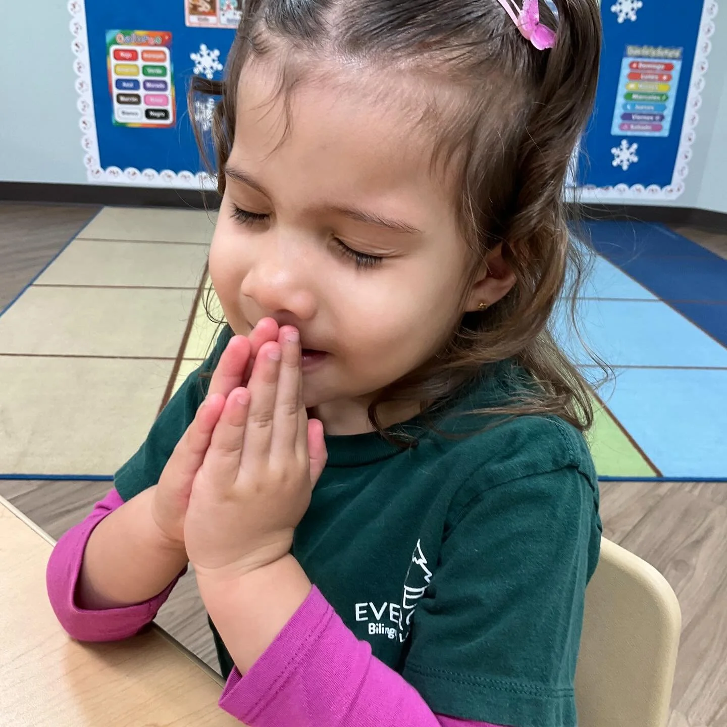 Our morning prayer!

&iexcl;Nuestro tiempo con Jes&uacute;s!

📸Mansfield Rd
