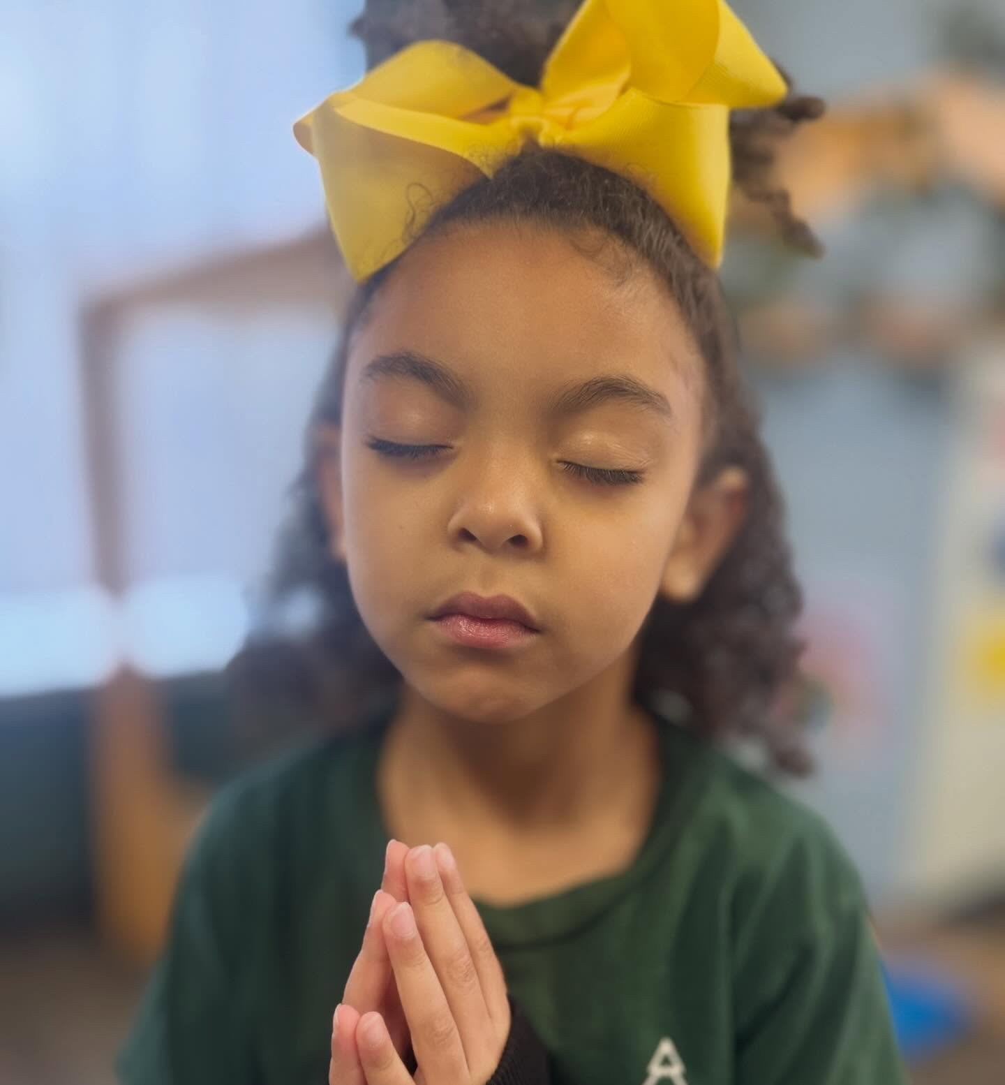 Our morning prayer!

&iexcl;Nuestro tiempo con Jes&uacute;s!

📸Lamar Blvd