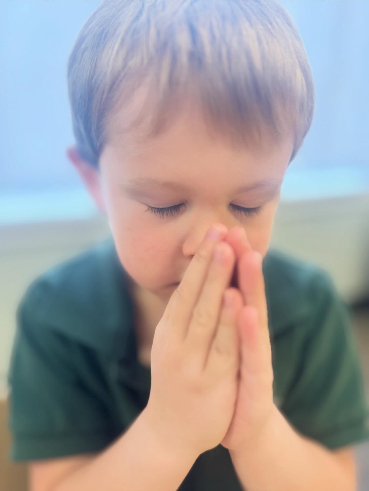 Our morning prayer!

&iexcl;Nuestro tiempo con Jes&uacute;s!

📸Lamar Blvd