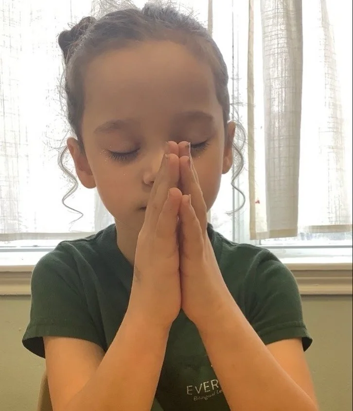 Our morning prayer!

&iexcl;Nuestro tiempo con Jes&uacute;s!

📸Lamar Blvd