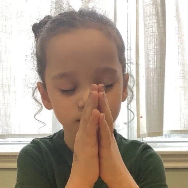 Our morning prayer!

&iexcl;Nuestro tiempo con Jes&uacute;s!

📸Lamar Blvd