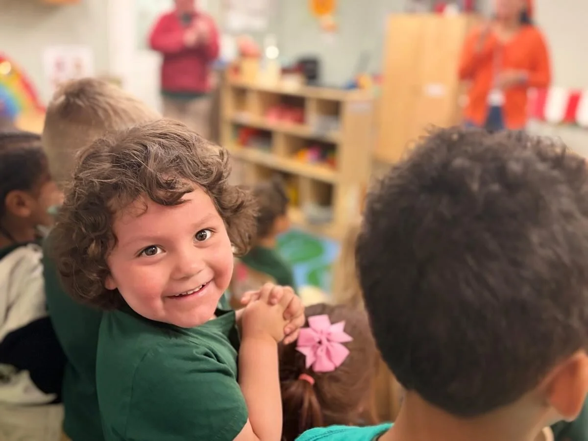 ✨ Double the Joy at Evergreen! ✨

After a wonderful visit to our South Arlington campus, we were so excited to also welcome Isa from Aprende Peques to our North Arlington location! 💚

Her visit brought so many special moments for our children and te