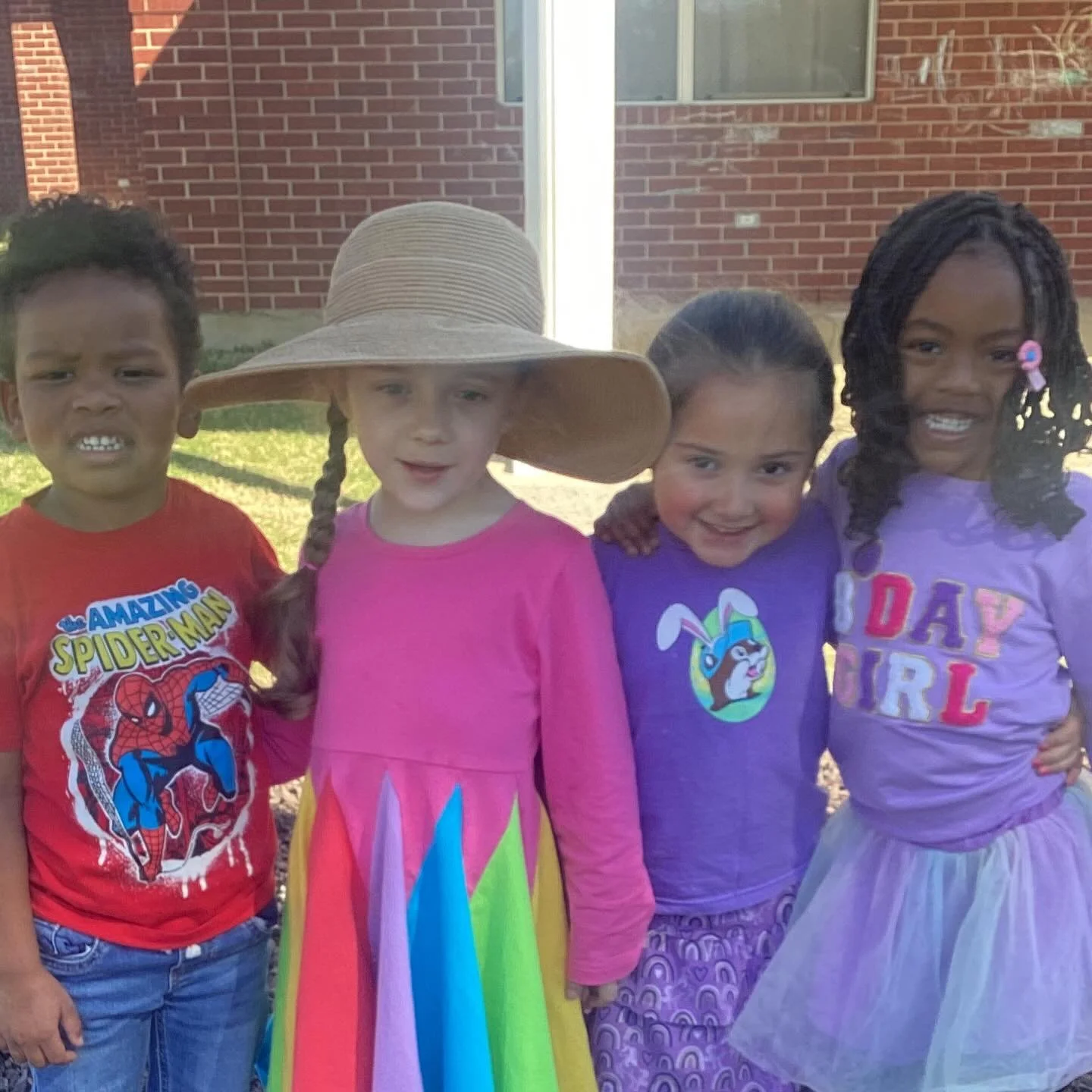 Today we are wearing our favorite color to school! 🌈

On Fridays, we give our children the opportunity to practice their Spanish by bringing or wearing something special. It&rsquo;s always so much fun, and we love seeing their creativity shine while