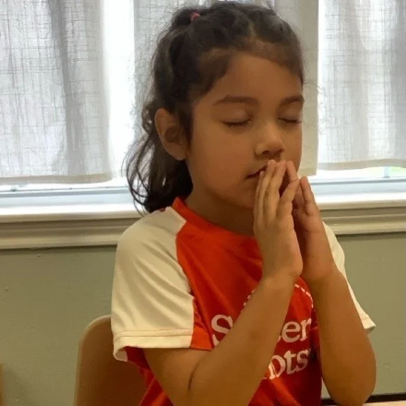 Our morning prayer!

&iexcl;Nuestro tiempo con Jes&uacute;s!

📸Lamar blvd