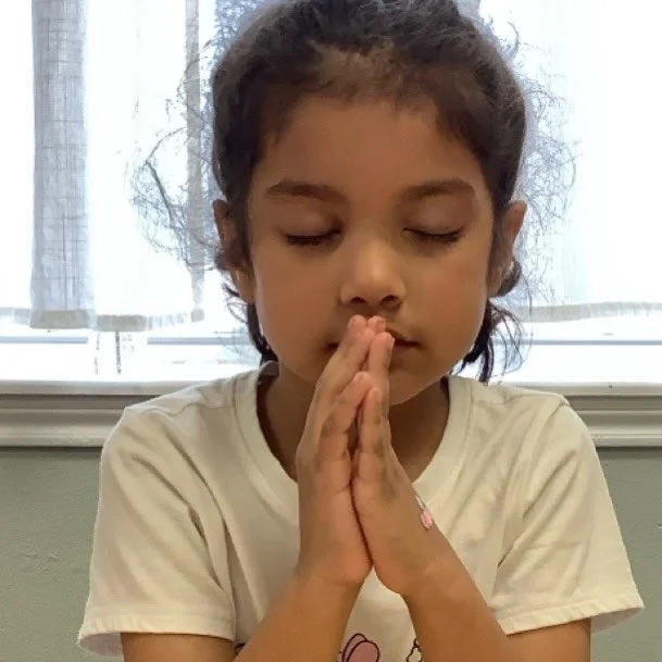 Our morning prayer!

&iexcl;Nuestro tiempo con Jes&uacute;s!

📸Lamar blvd