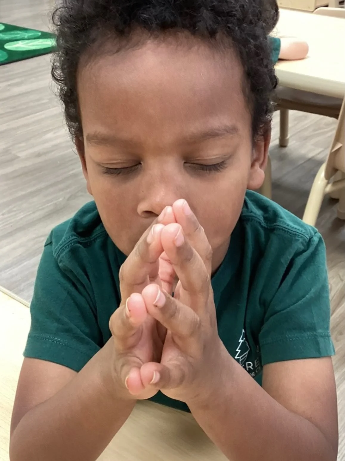 Our morning prayer!

&iexcl;Nuestro tiempo con Jes&uacute;s!

📸Mansfield Rd