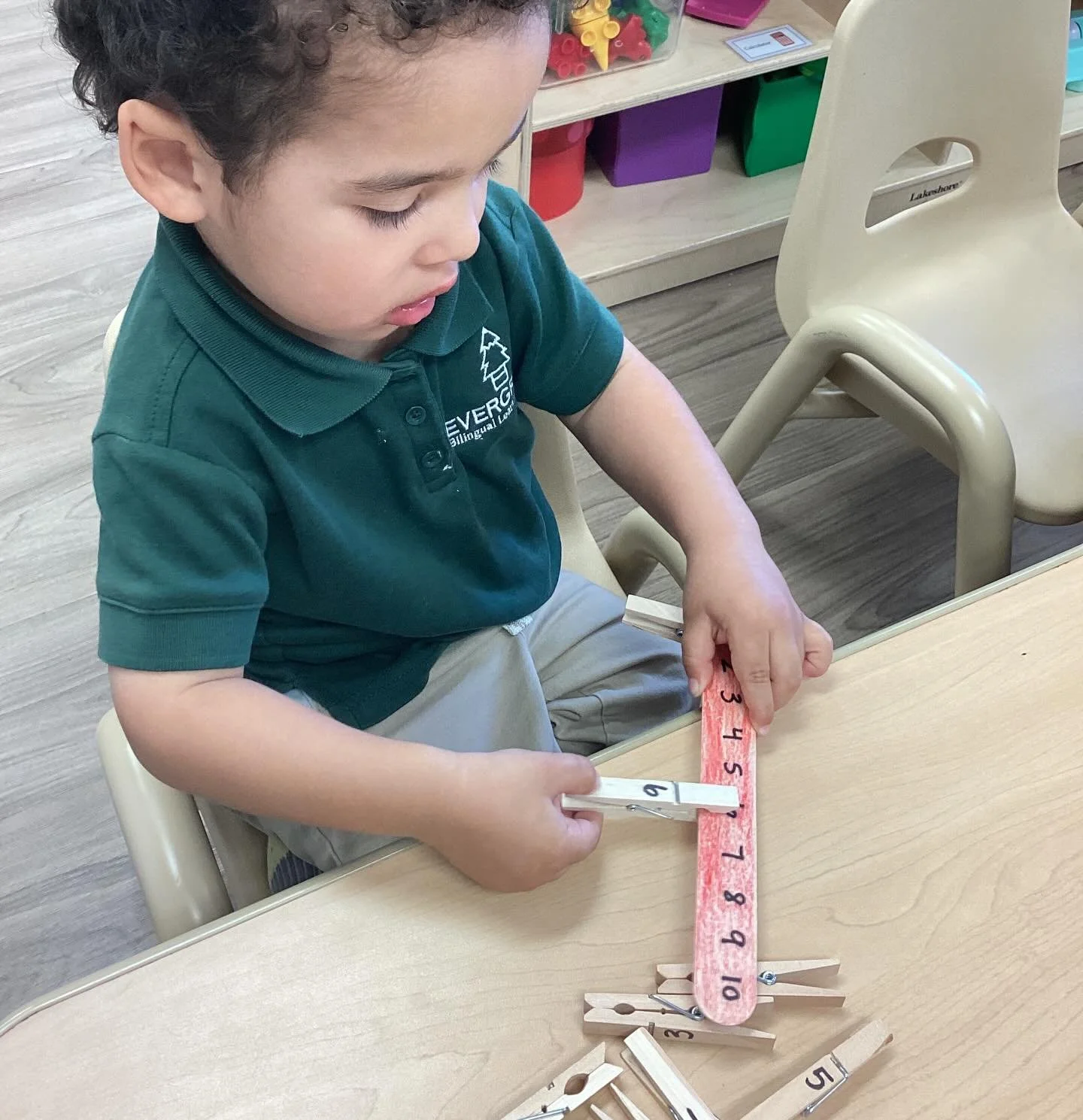 Introducing math at an early age builds the foundation for lifelong learning 🔢✨

At Evergreen, we guide children to recognize numbers both in order and out of order, helping them truly understand numbers&mdash;not just memorize them.

Through hands-