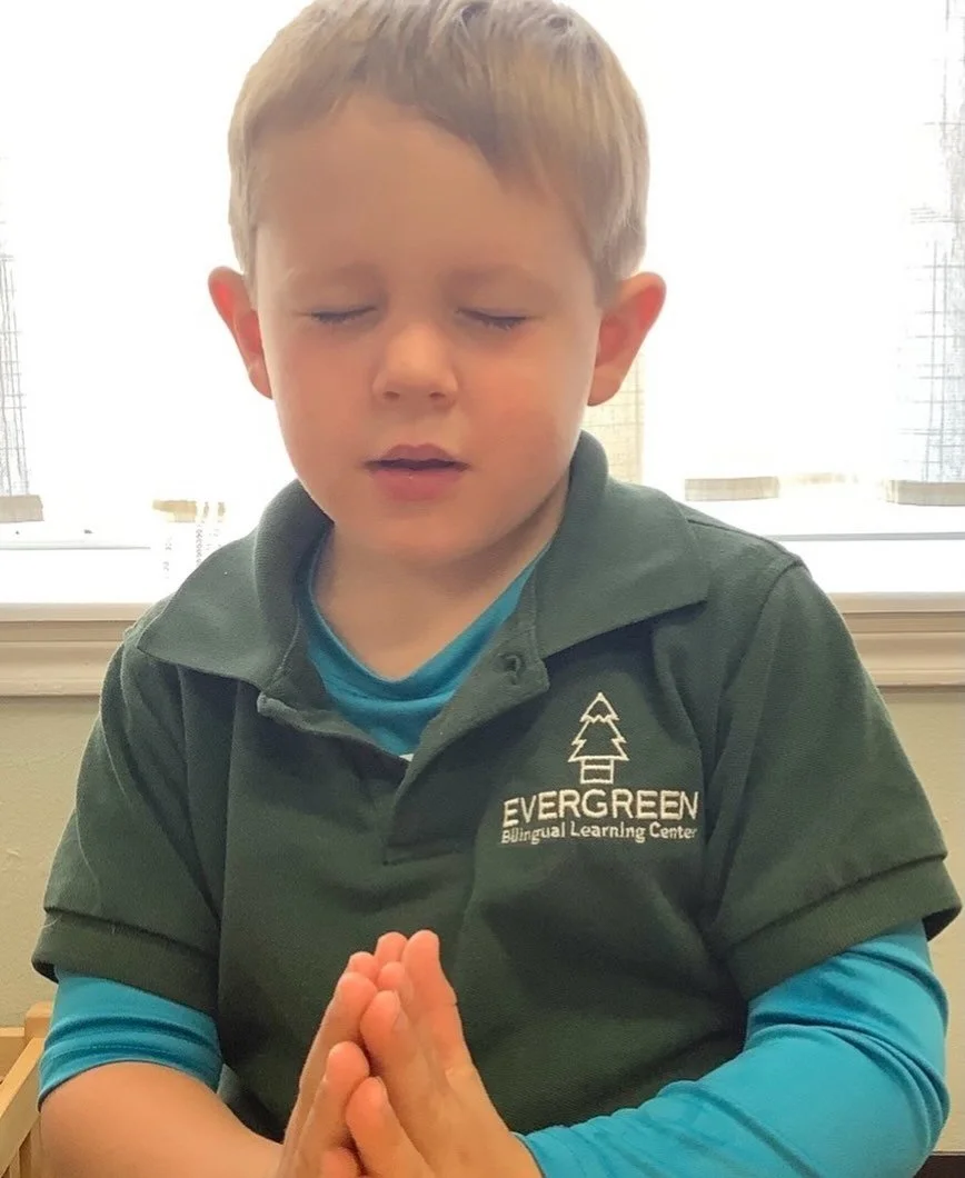 Our morning prayer!

&iexcl;Nuestro tiempo con Jes&uacute;s!

📸Lamar blvd