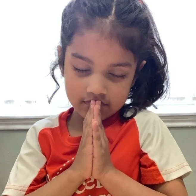 Our morning prayer!

&iexcl;Nuestro tiempo con Jes&uacute;s!

📸Lamar blvd