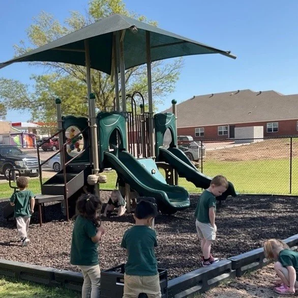 Fresh air, sunshine, and space to explore&mdash;outdoor time is more than just play, it&rsquo;s essential for growing minds and healthy bodies. 💚

🌞 Vitamin D supports strong bones and boosts mood
🍃 Fresh air helps children feel calm, focused, and