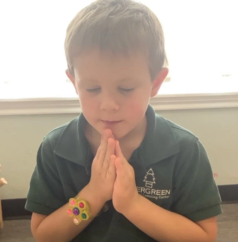 Our morning prayer!

&iexcl;Nuestro tiempo con Jes&uacute;s!

📸Lamar Blvd