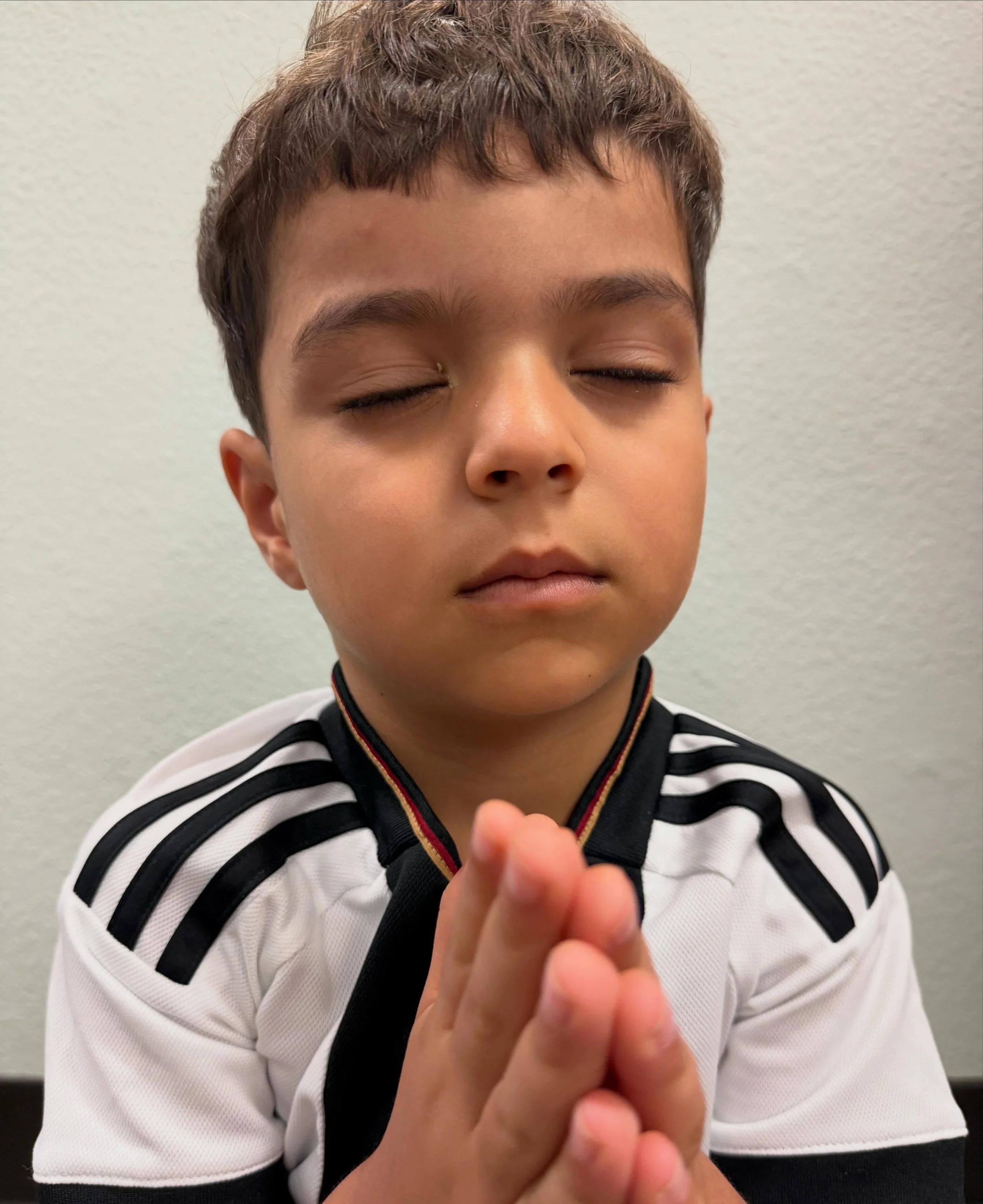 Our morning prayer!

&iexcl;Nuestro tiempo con Jes&uacute;s!

📸Lamar Blvd
