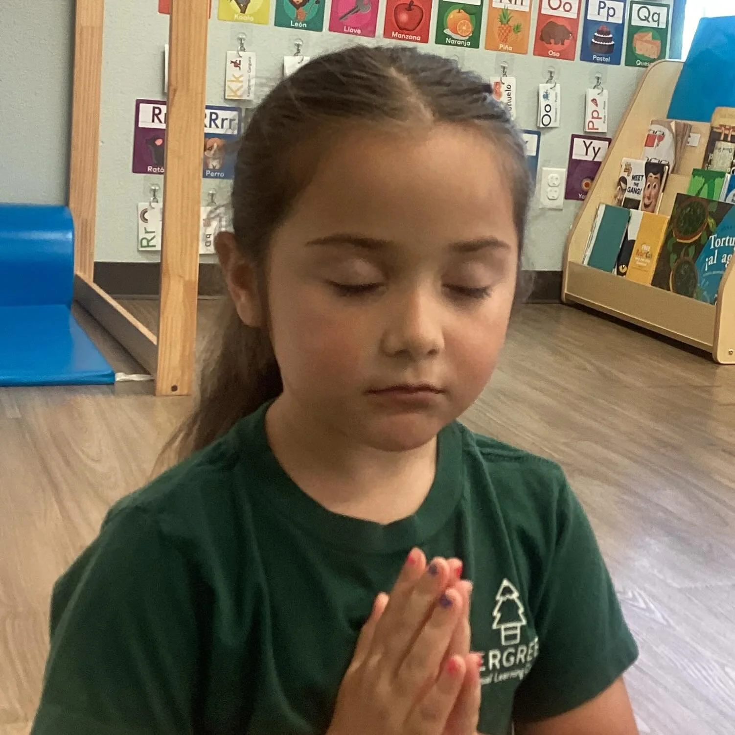 Our morning prayer!

&iexcl;Nuestro tiempo con Jes&uacute;s!

📸 Mansfield Rd