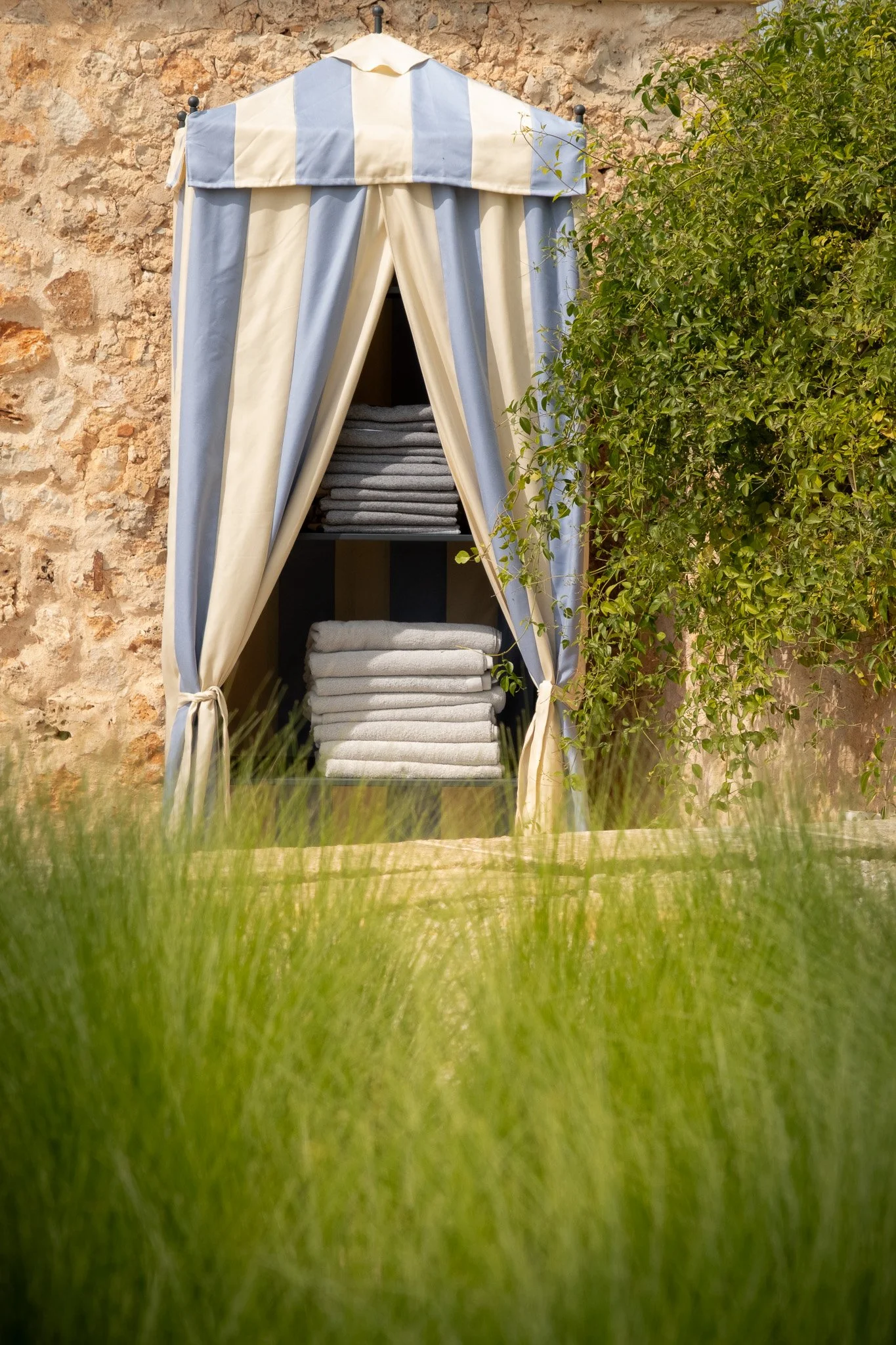 Luxury Hotel Mallorca_Son Xotano_Pool House_Maximilien Forget Studio.jpg.jpg