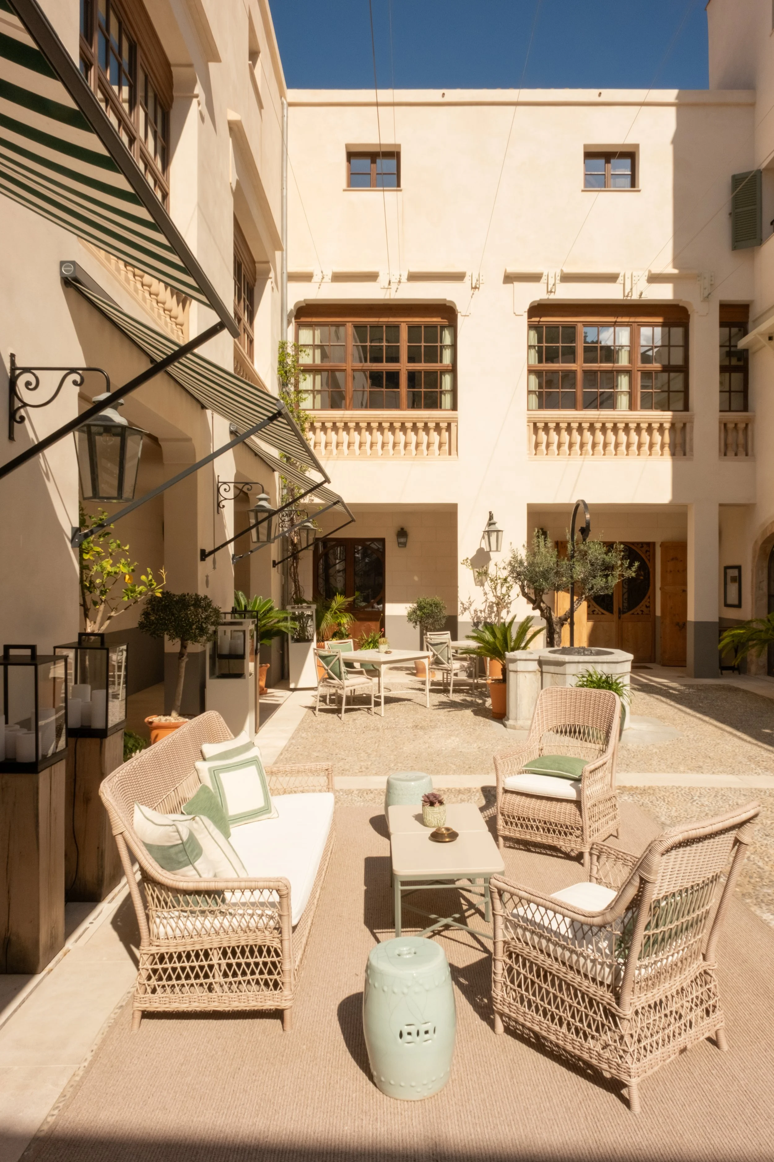 Son Bunyola_Patio.jpg