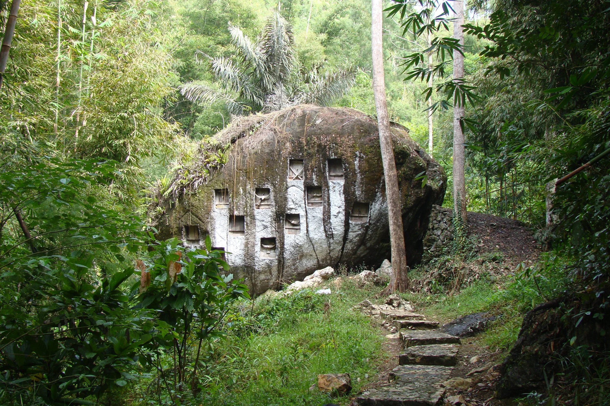 Rantepao Toraja Sulawesi 08.jpg