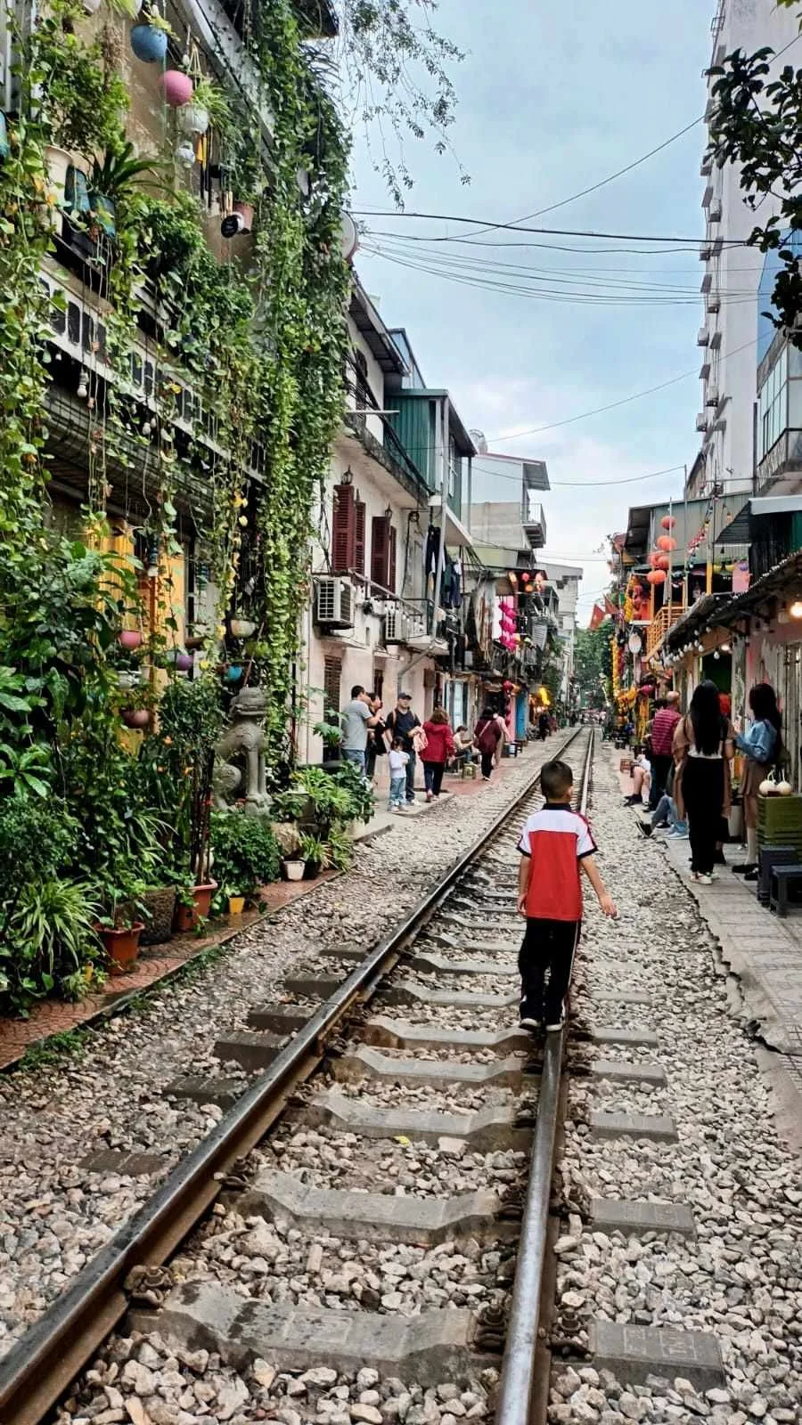 418951748_931615488704649_5342610557617771341_n (1).jpg