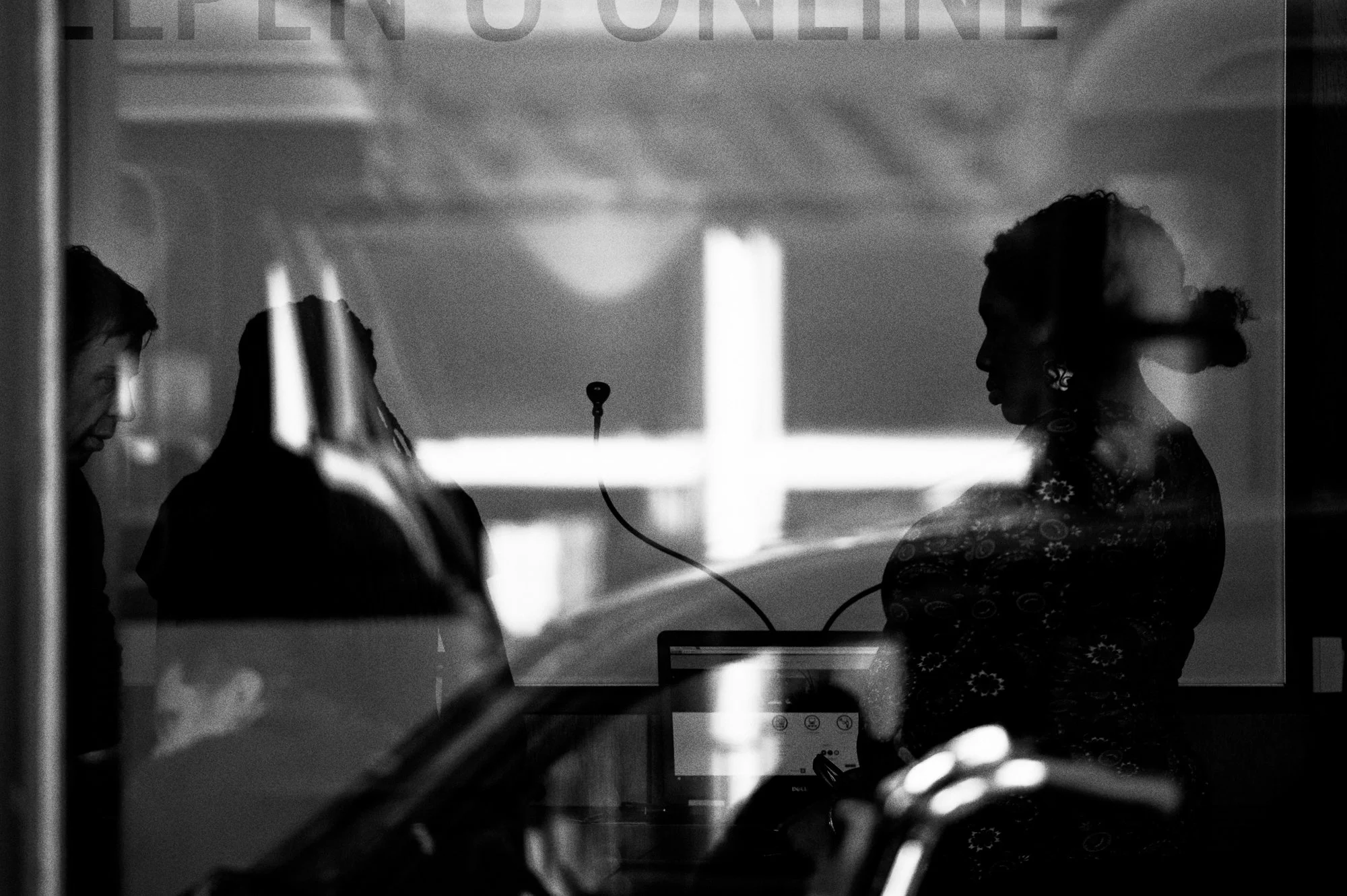Carnotstraat_Window_Reflexion_AdobeRGB_6187_B&W.jpg