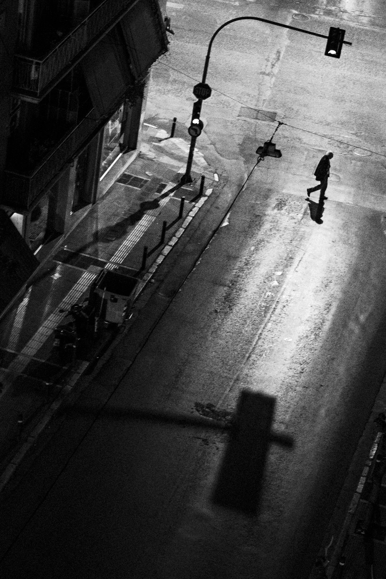 Athens_Streets_AdobeRGB_3200_B&W.jpg