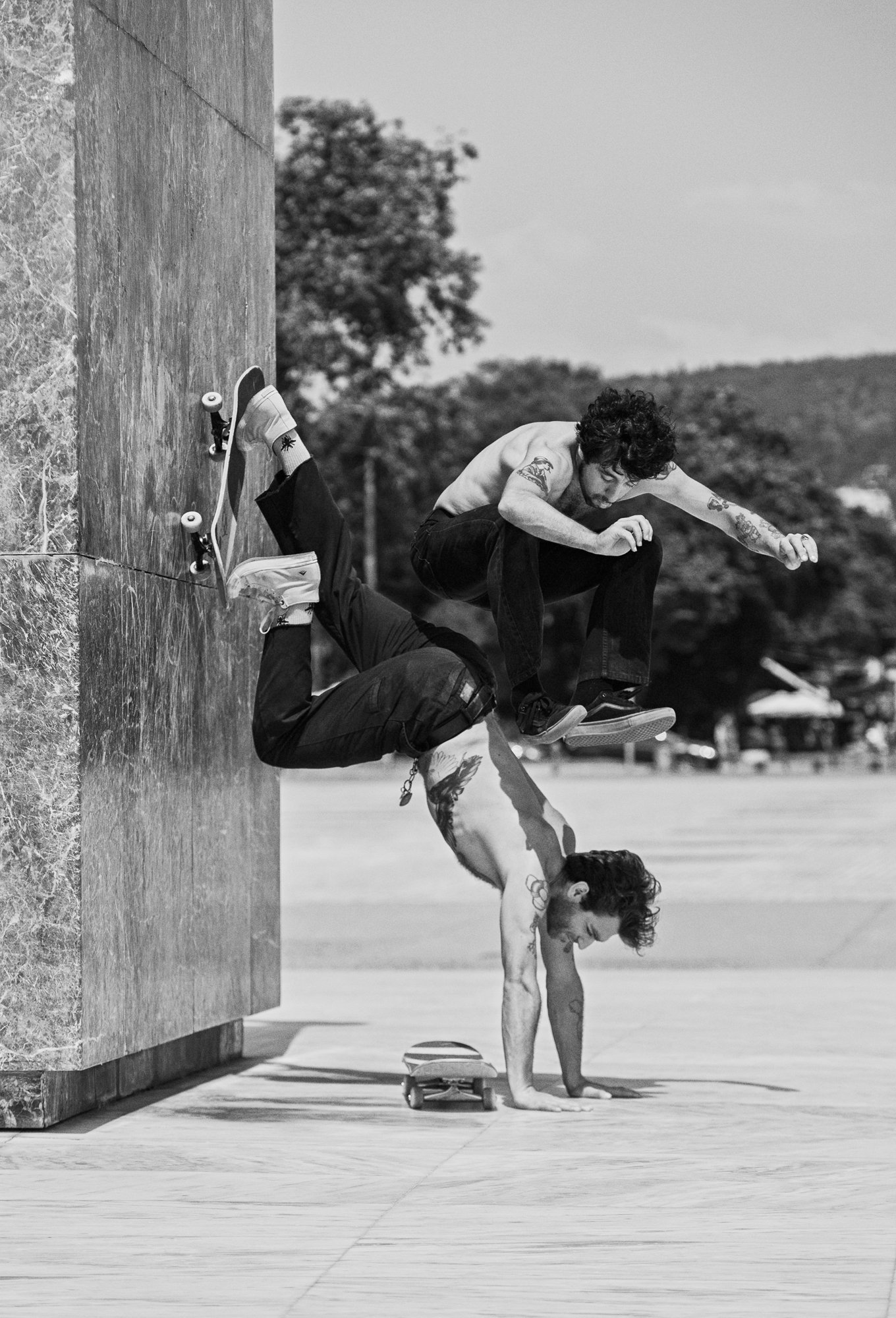 Giorgio_Zavos_HippieJump_Over_Notis_AdobeRGB_0951_B&W.jpg
