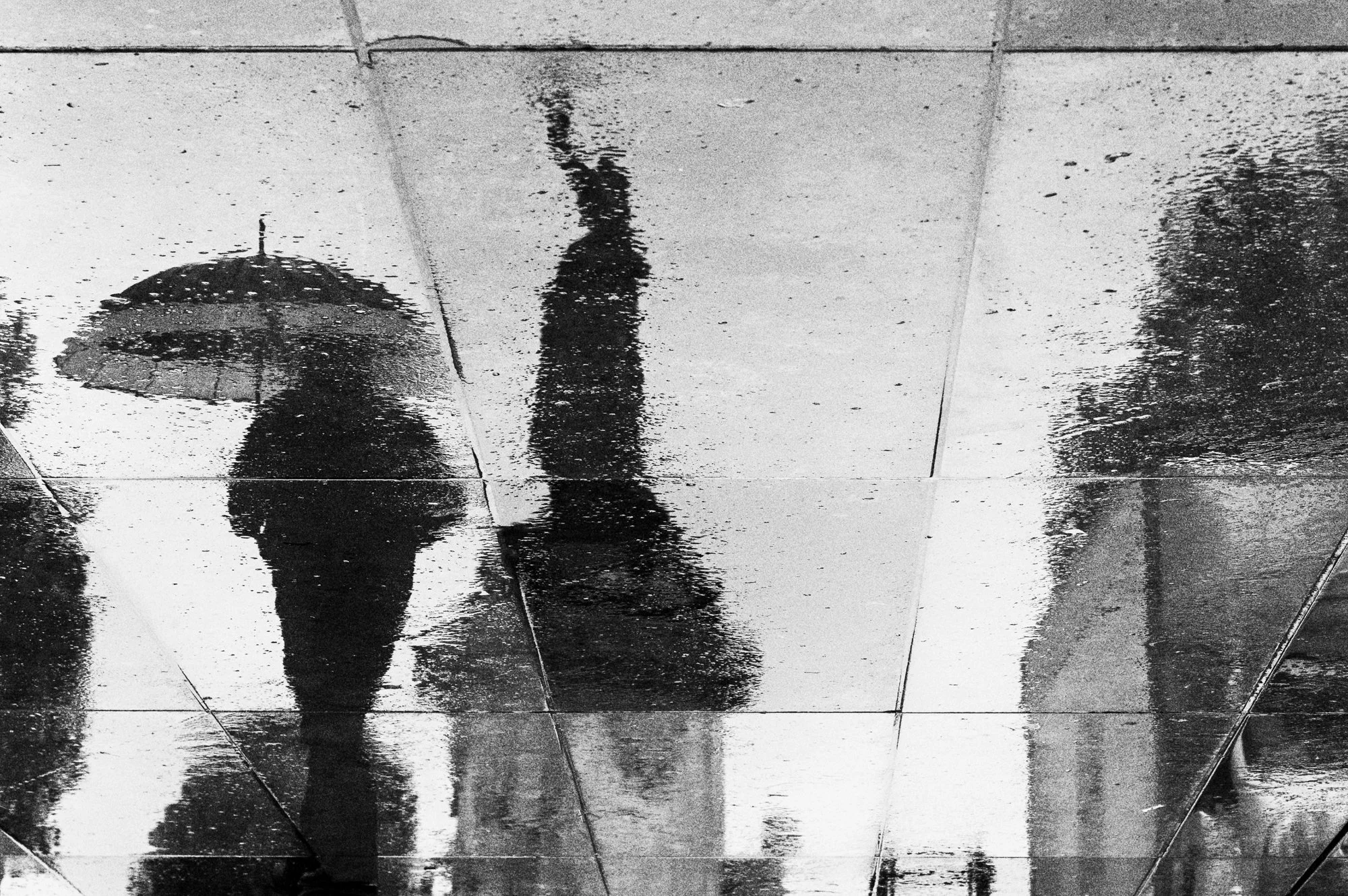 Place_De_La_République_AdobeRGB_0595_B&W.jpg