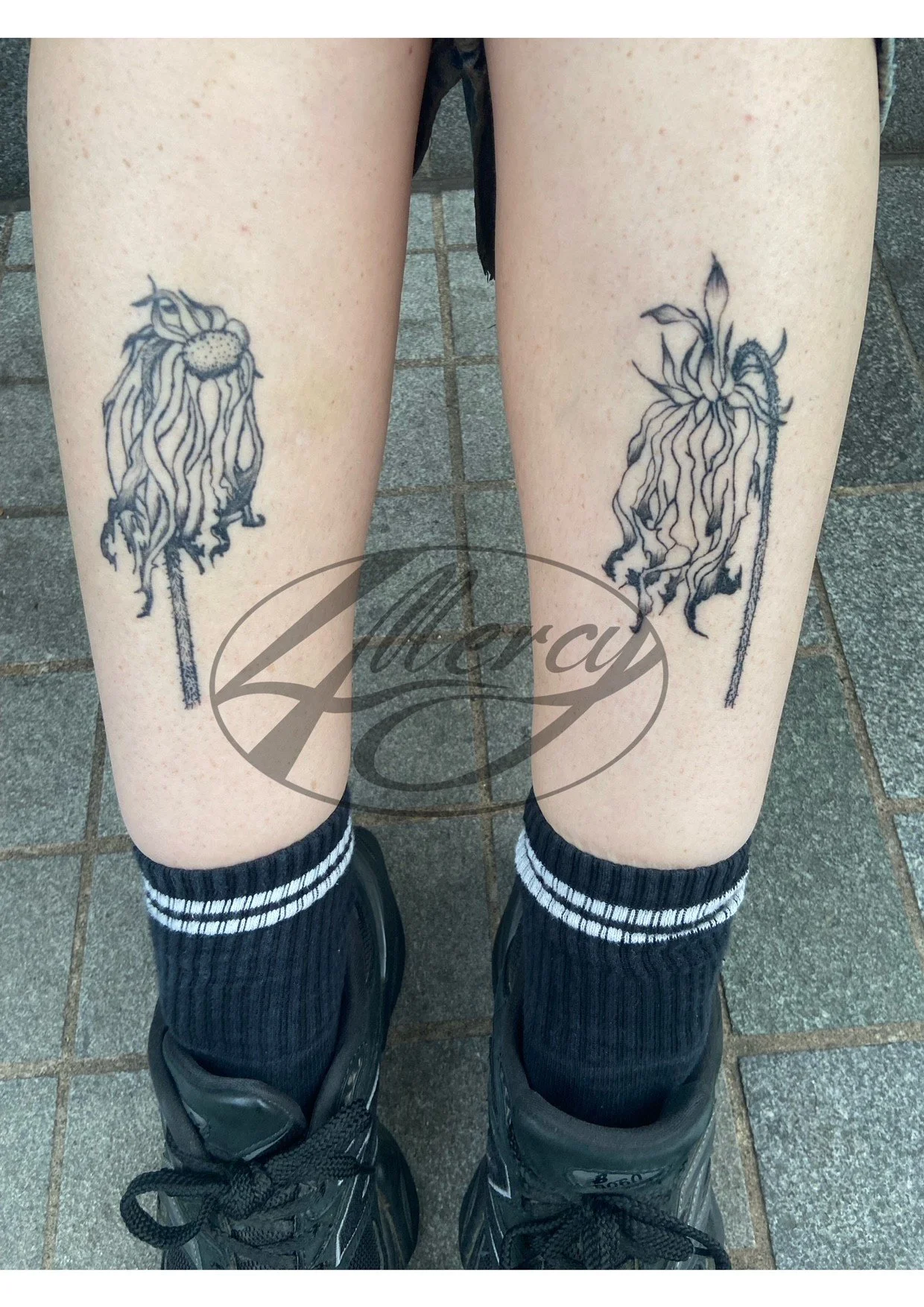 Alicia's flowers 1.jpg
