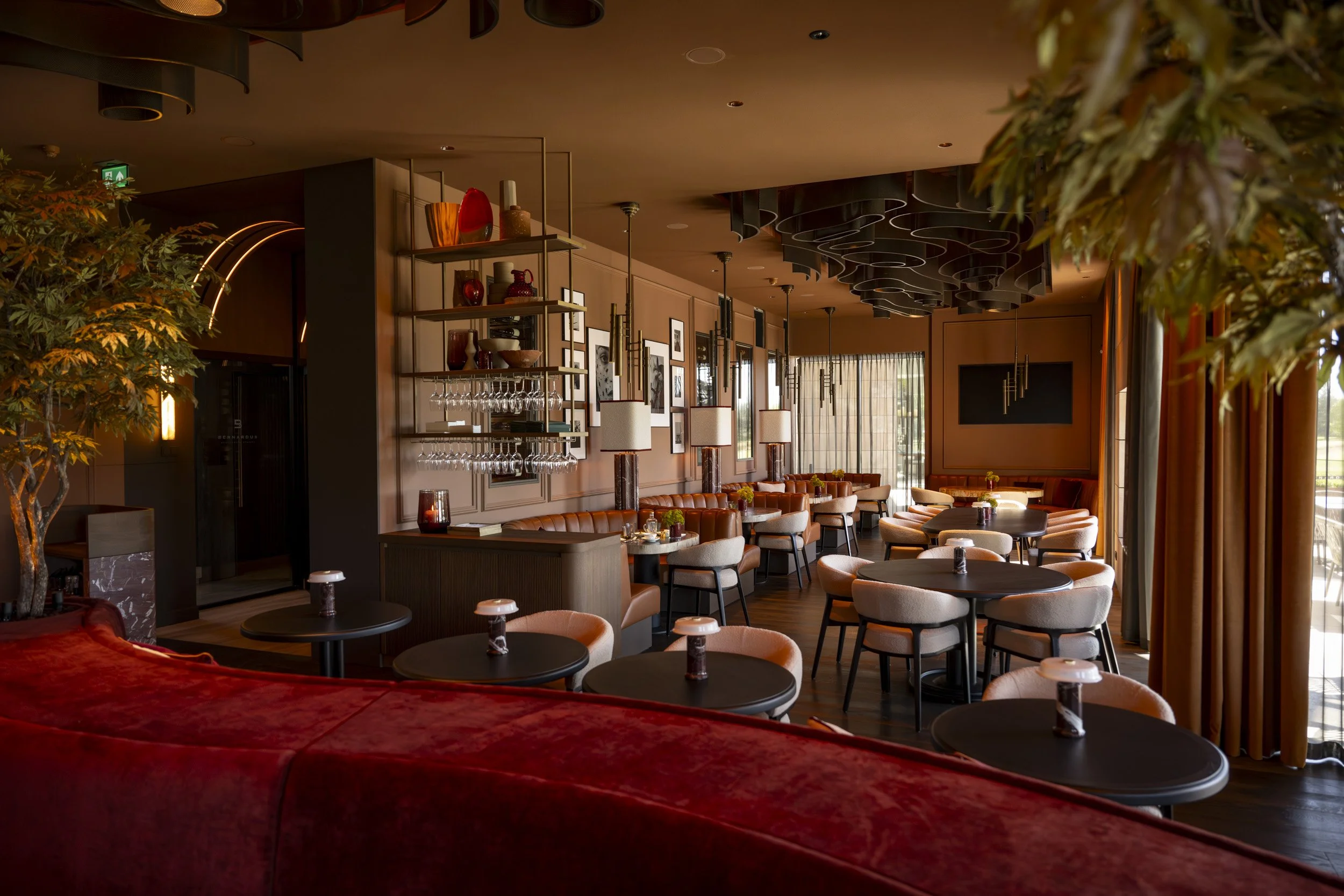 Bluemonque-BernardusCafe-20260429-LR_10.jpg