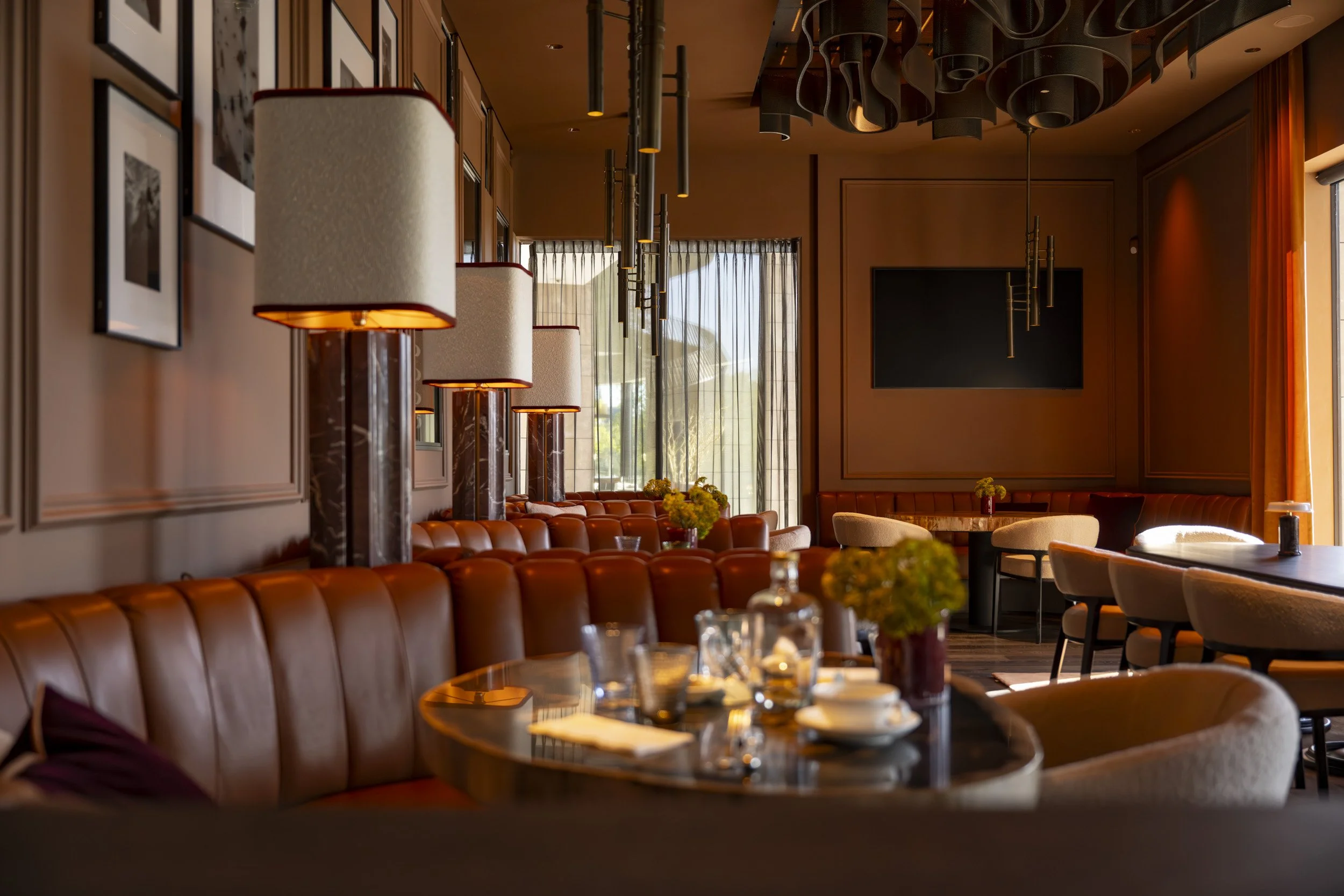 Bluemonque-BernardusCafe-20260429-LR_9.jpg