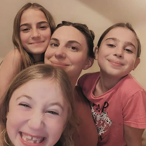 fam2.jpg