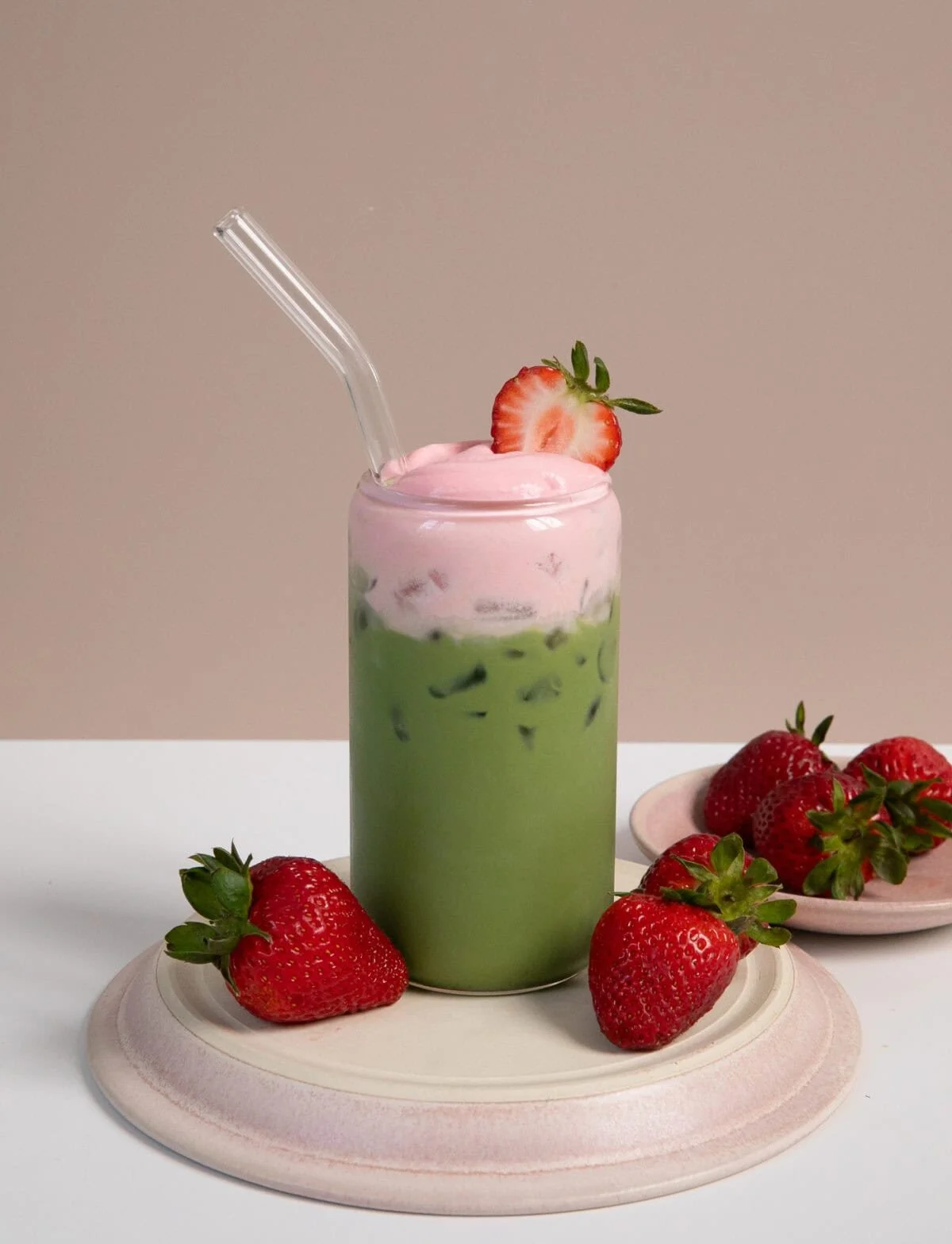 How to Make Your Own Strawberry Matcha Drink at Home