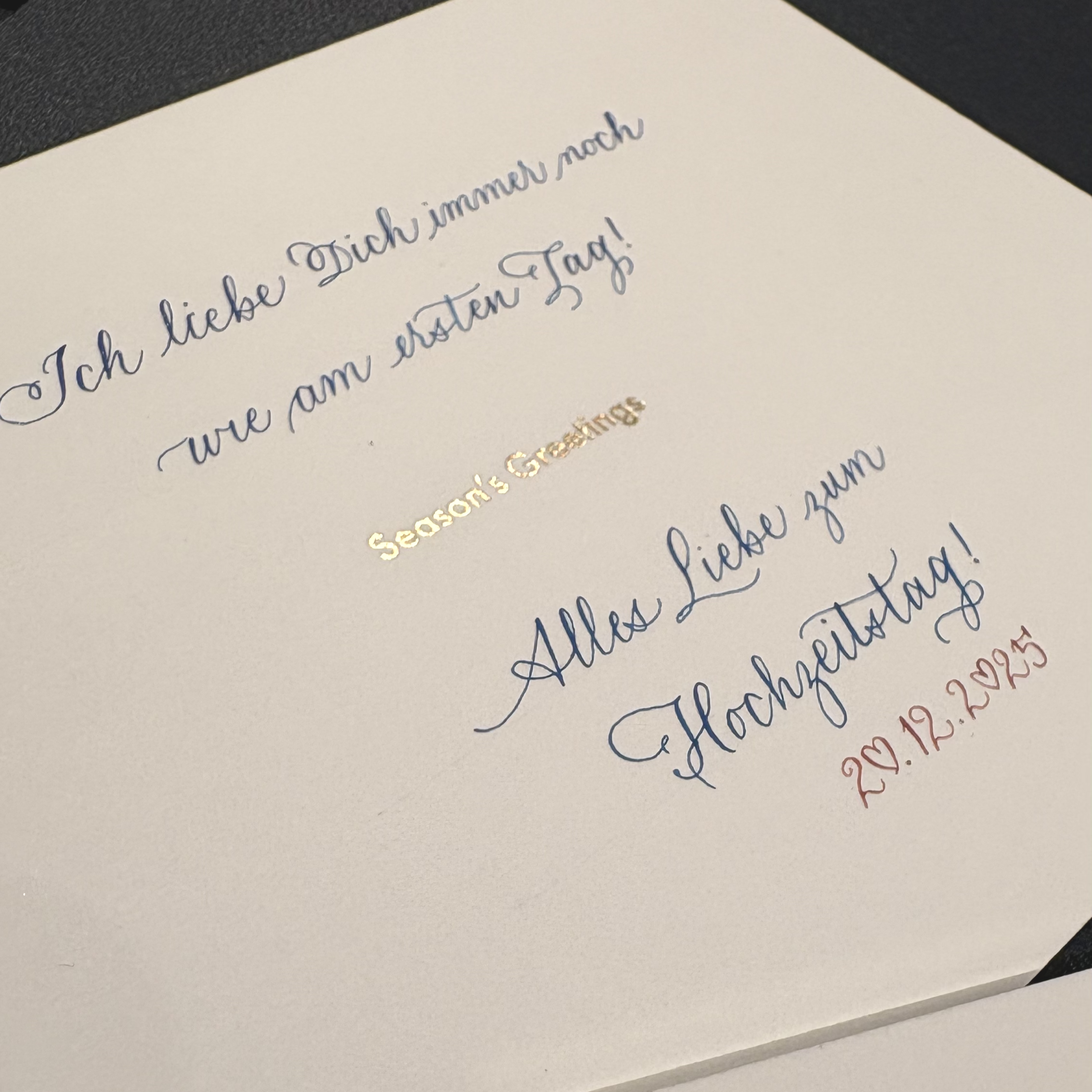 Brand Experience Calligraphy 