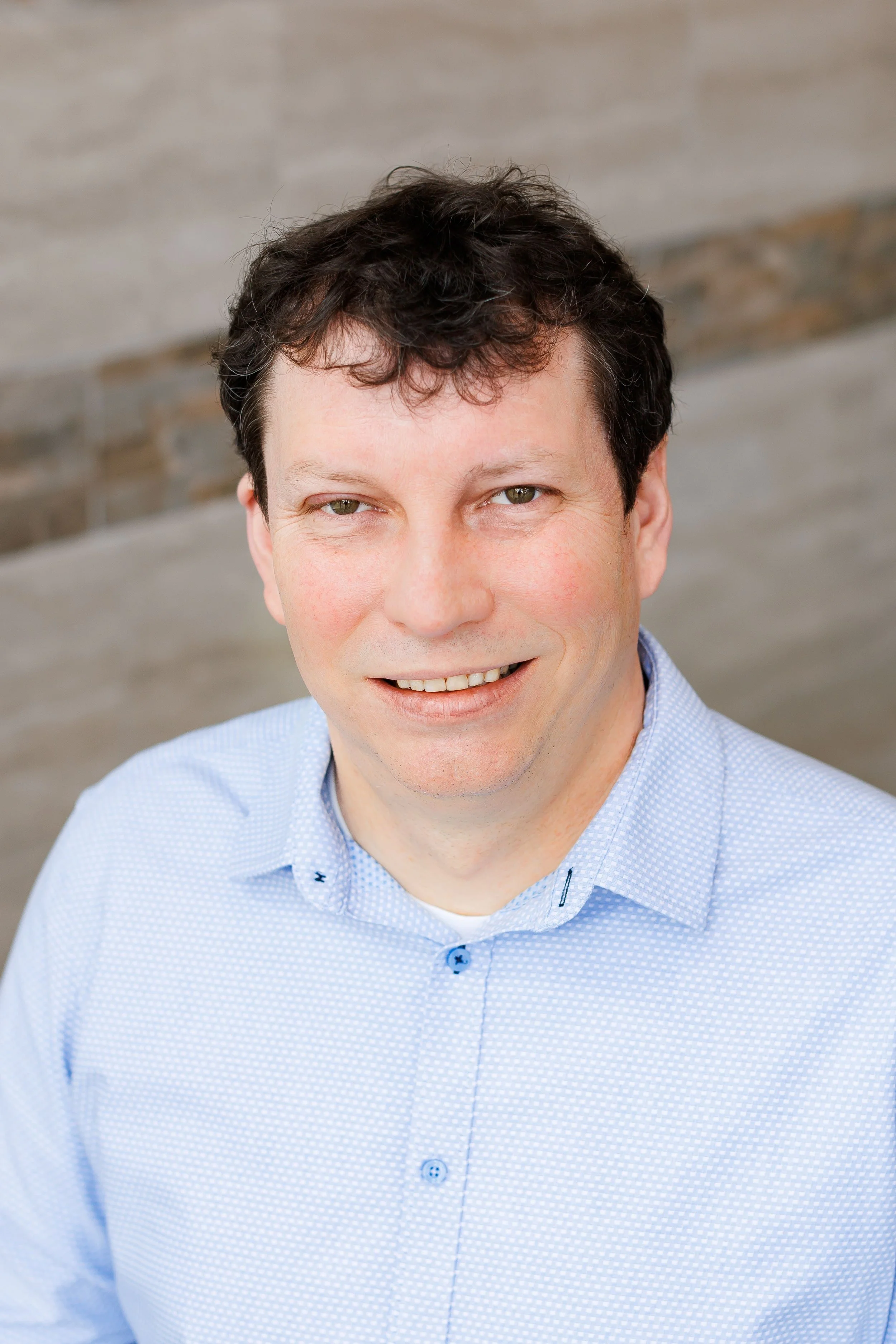 Senior Consultant Tim Curley