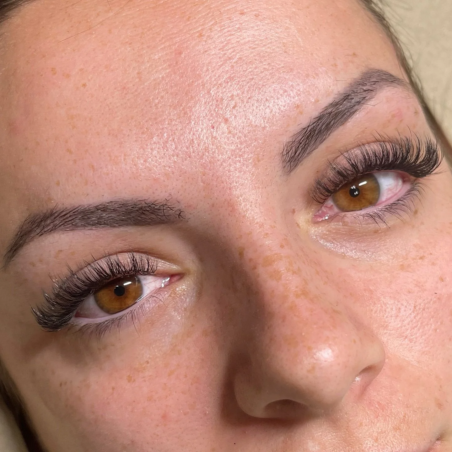 The dreamiest wispy cat eye, hybrid set 🥰