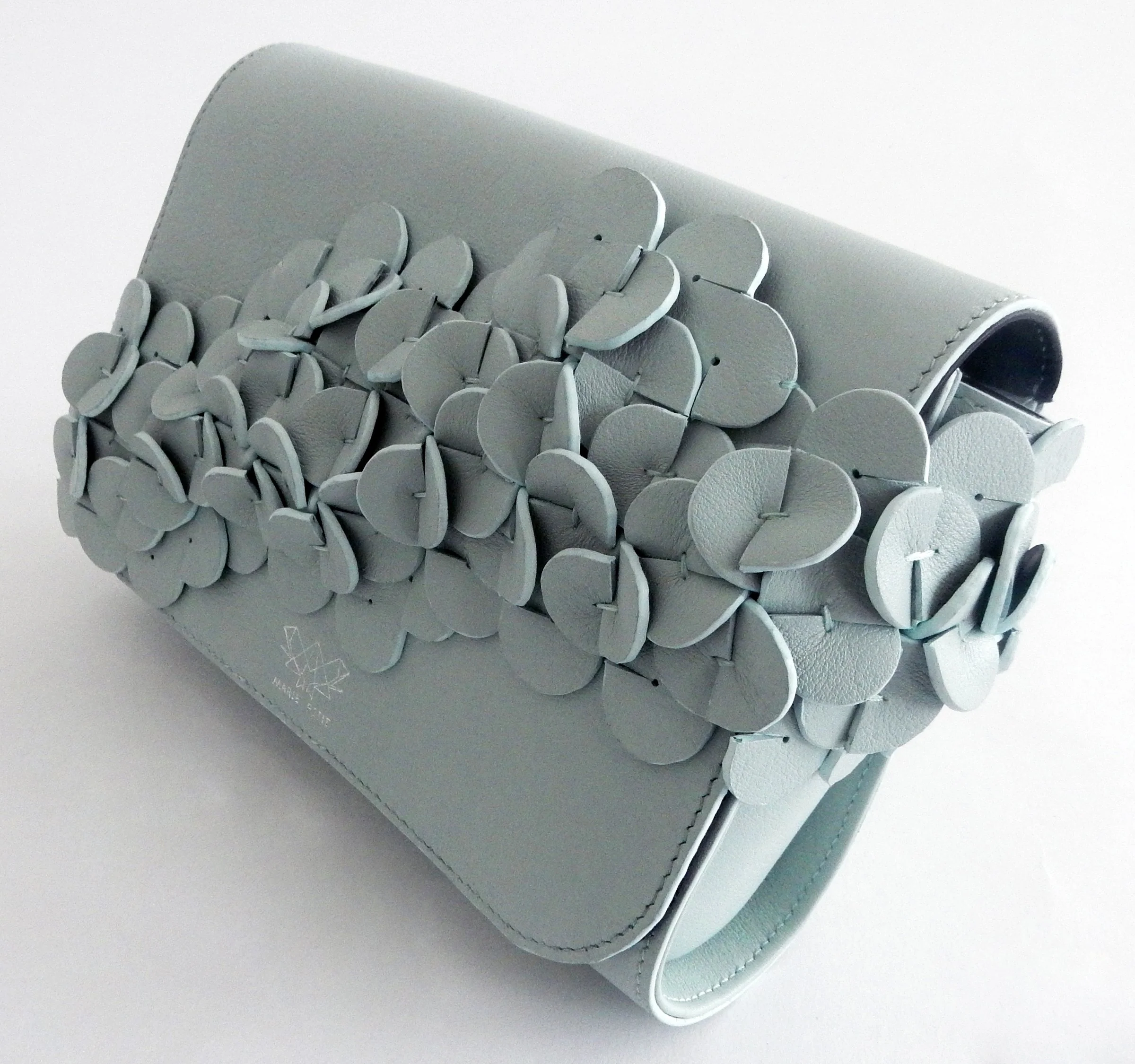 sac soirée fleurs bleu 2 copie.jpg