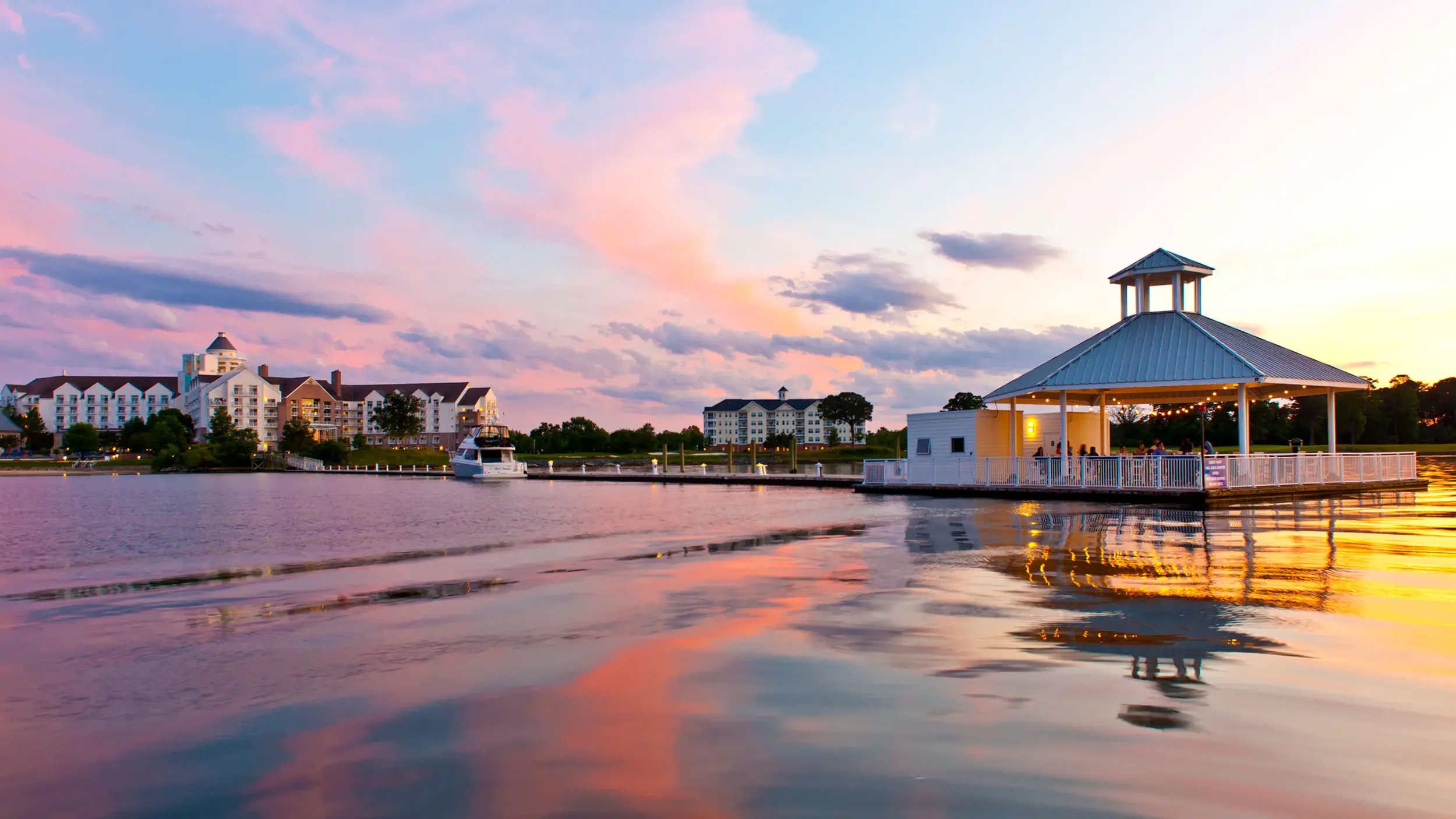 Hyatt-Regency-Chesapeake-Bay-Golf-Resort-Spa-and-Marina-P247-Choptank-River-Breakwater-Pavilion-Sunset.16x9.webp