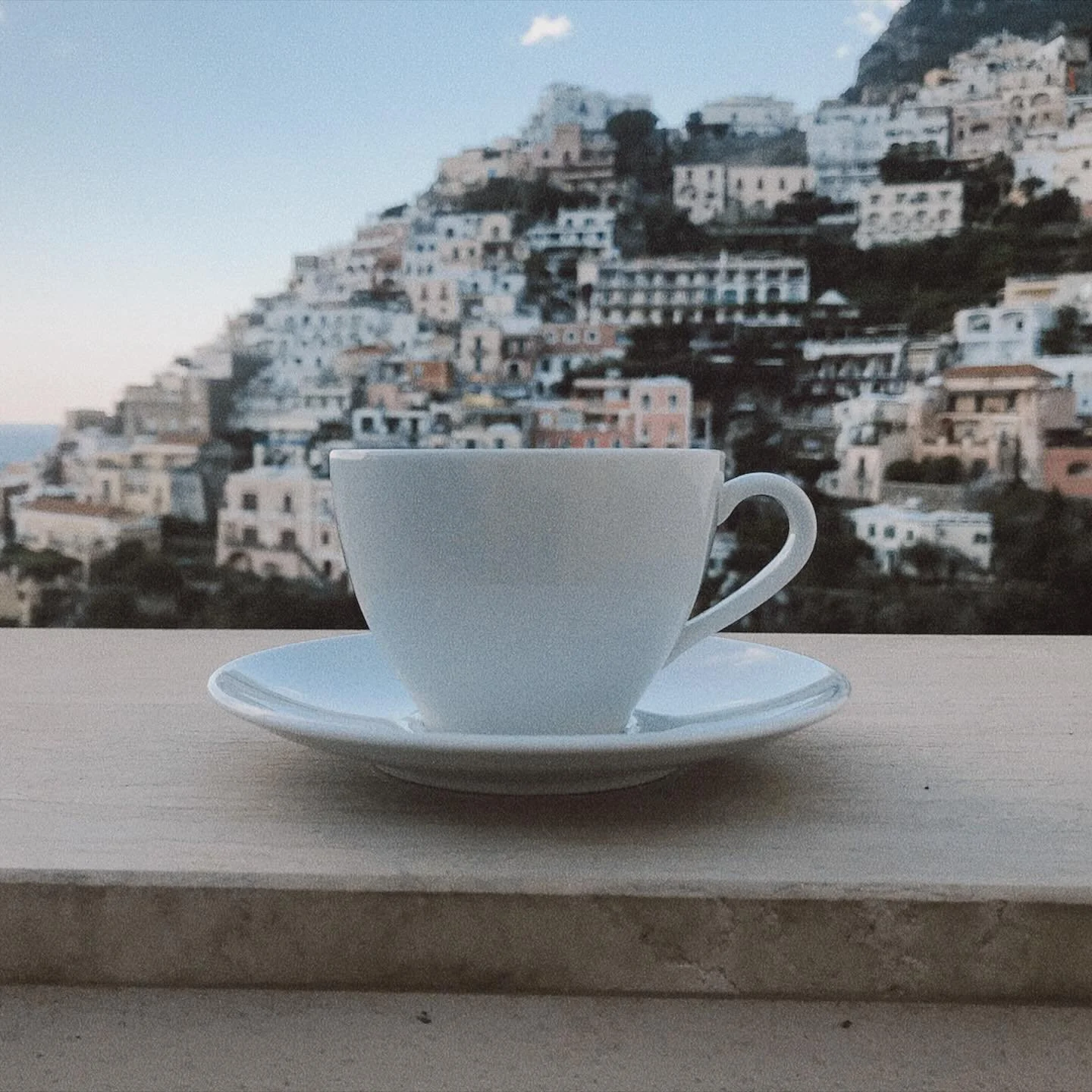 Morning briefing: one cappuccino, one view, and absolutely no emails.

There&rsquo;s something magical about those quiet moments before the day begins. Is there anything better than coffee with a view? ☕️

#OldSportTravel #CoffeeWithAView #SlowMornin