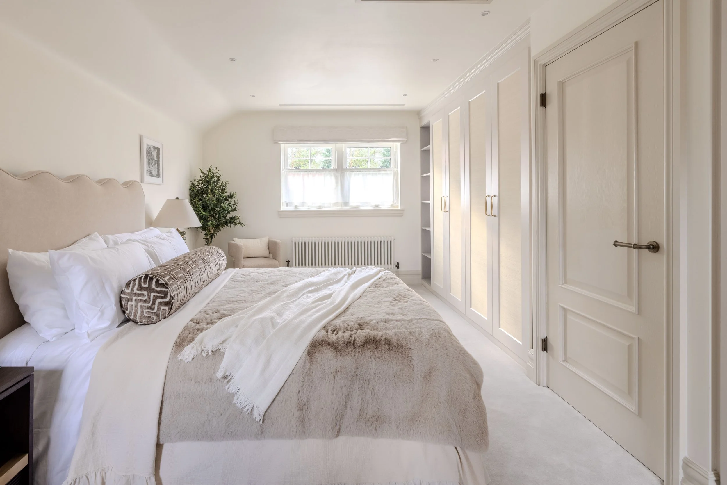 BEDROOM MASTER FULL.JPG