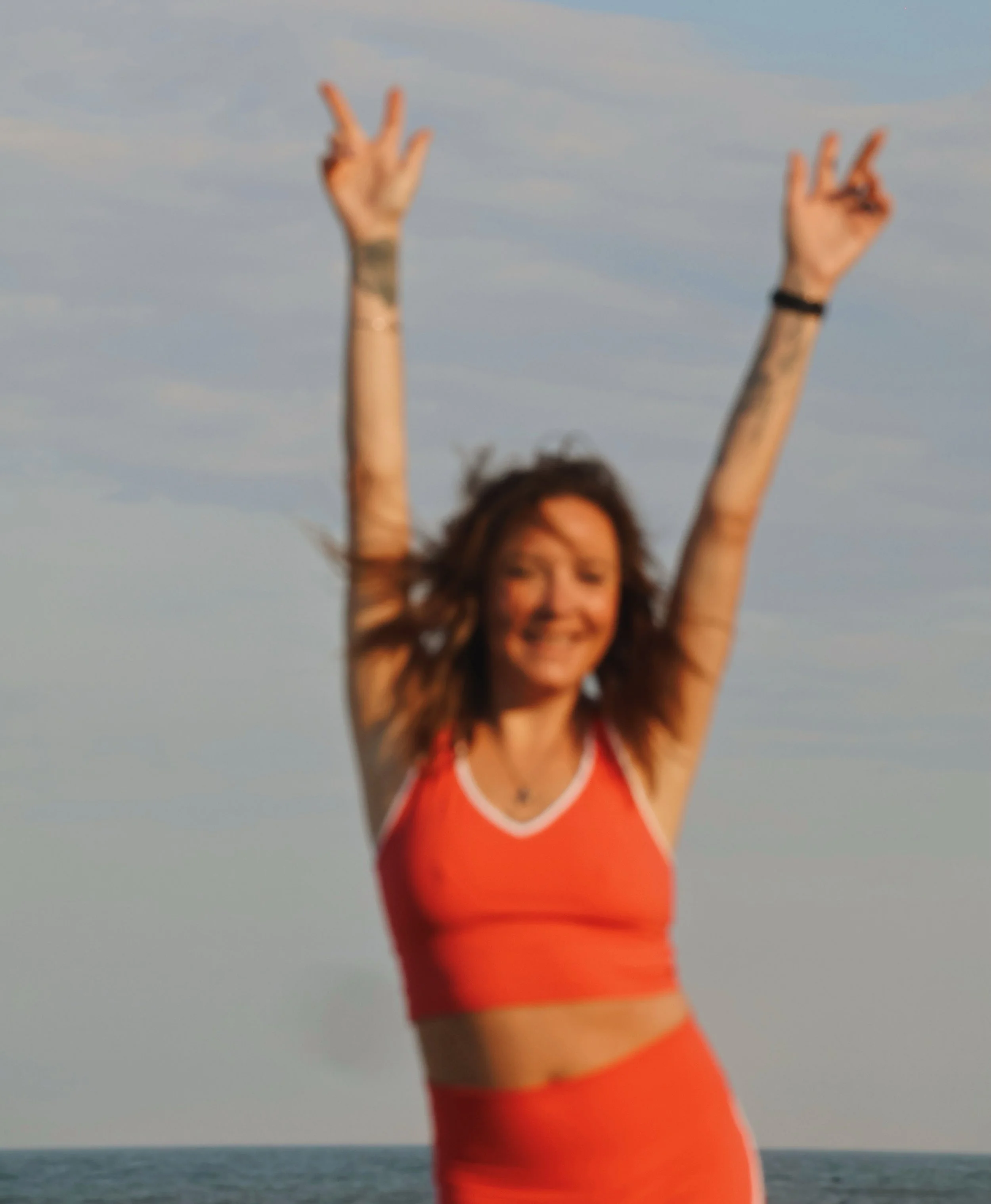 moving like we LOVE our bodies 🫁🫀
5 mornings a week starting this Sunday!

8:30 am Sunday | Tuesday | Wednesday | Thursday | Friday

signup at solunayogarb.com