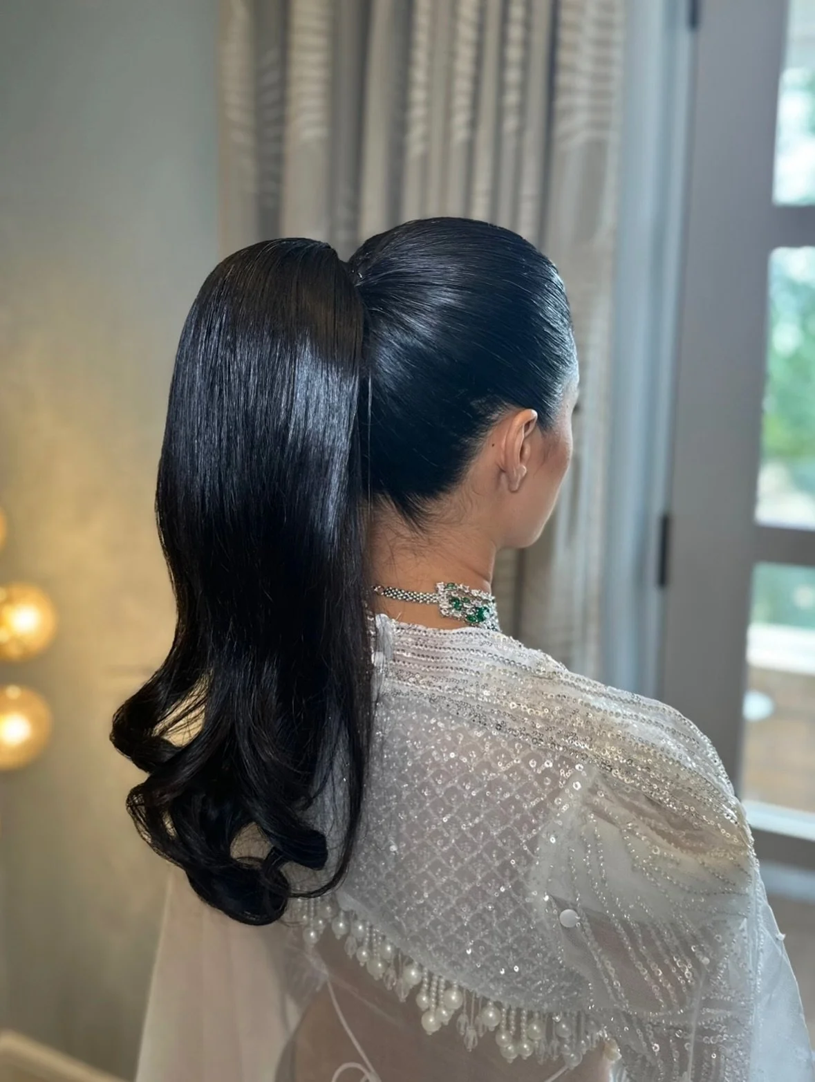 SHRUTI 🤍💍
Shruti gave me full creative freedom, her only brief was a perky Barbie ponytail 🫶 
The final look was snatched, dreamy and totally Reception hair goals ✨
Styled using my go-to @babylissprouk 32mm tong for soft curls and finished with