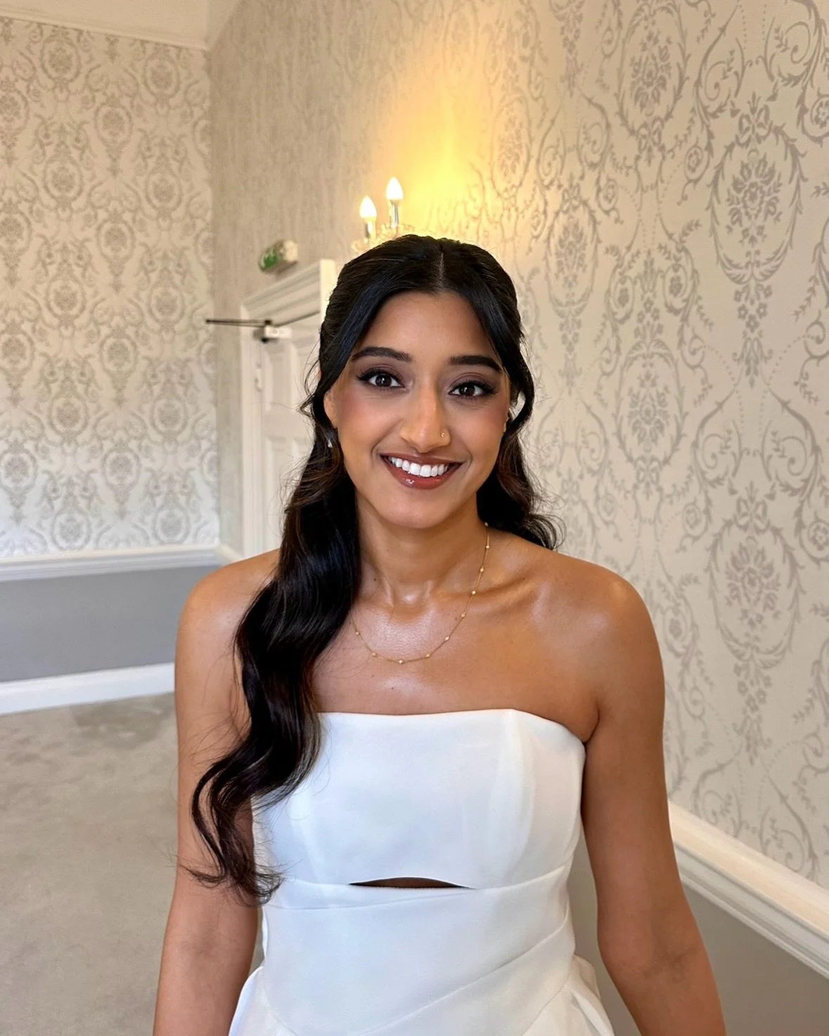 ALYSHA 💍

My sister&rsquo;s civil ceremony look 🥹✨

For her hair we kept it timeless yet modern with half up soft Hollywood waves, paired with a matte smokey eye and fresh, glowy skin

Such a dream team morning! 

Save this for bridal inspo 🤍

Hai
