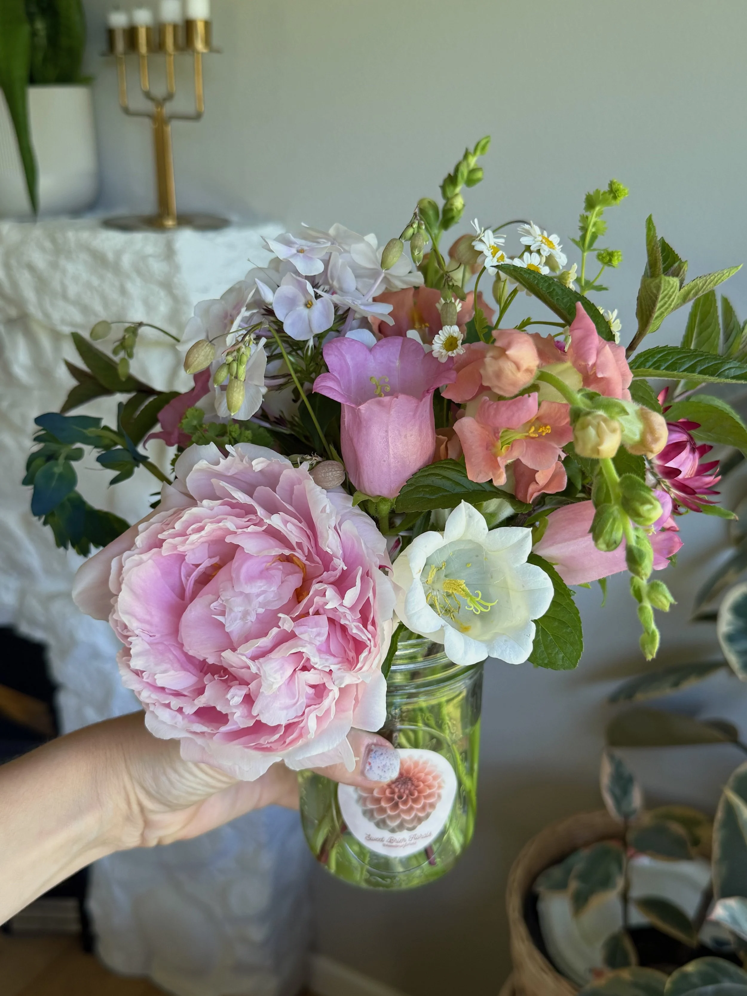 Medium Mason Jar Arrangement