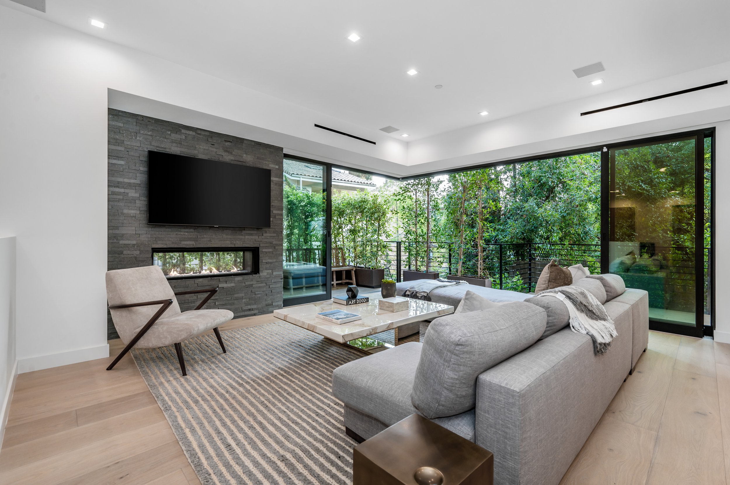 a-living-room-with-large-couches-coffee-table-an-2025-02-02-15-07-27-utc.jpg