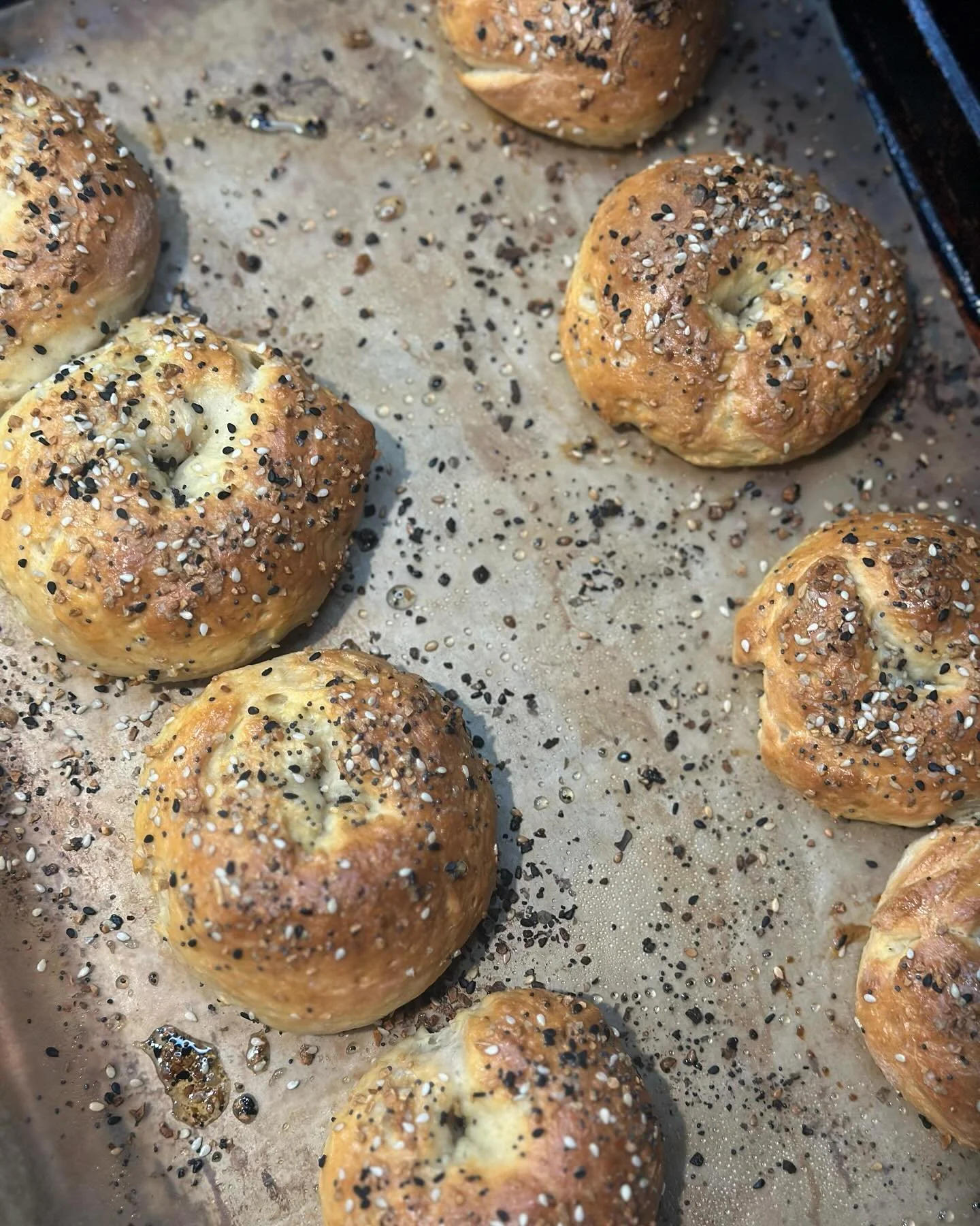 🥯 Protein-Packed Bagels! 🥯 

After LOTS of trial and error, this bagel recipe is officially THE ONE. 🙌 The dough is a dream to work with (not sticky like other protein bagel recipes &mdash; sorry cottage cheese lovers 👀) and the result? The softe