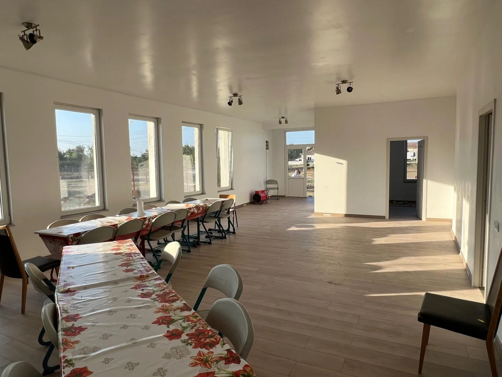 PHOTO-2025-06-17-11-45-22 3.jpg