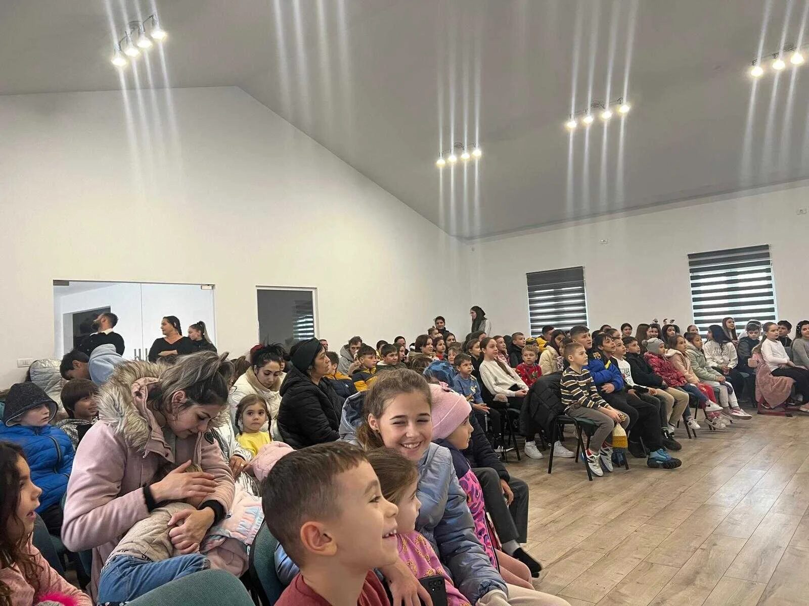 negru voda program copii.jpg